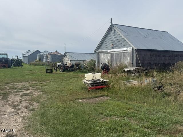 main property photo 5