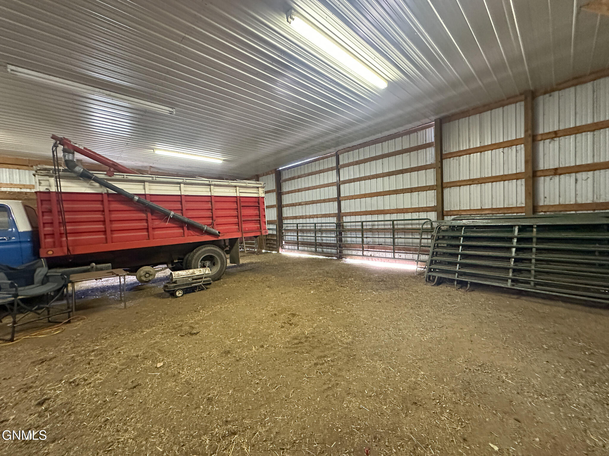 main property photo 107