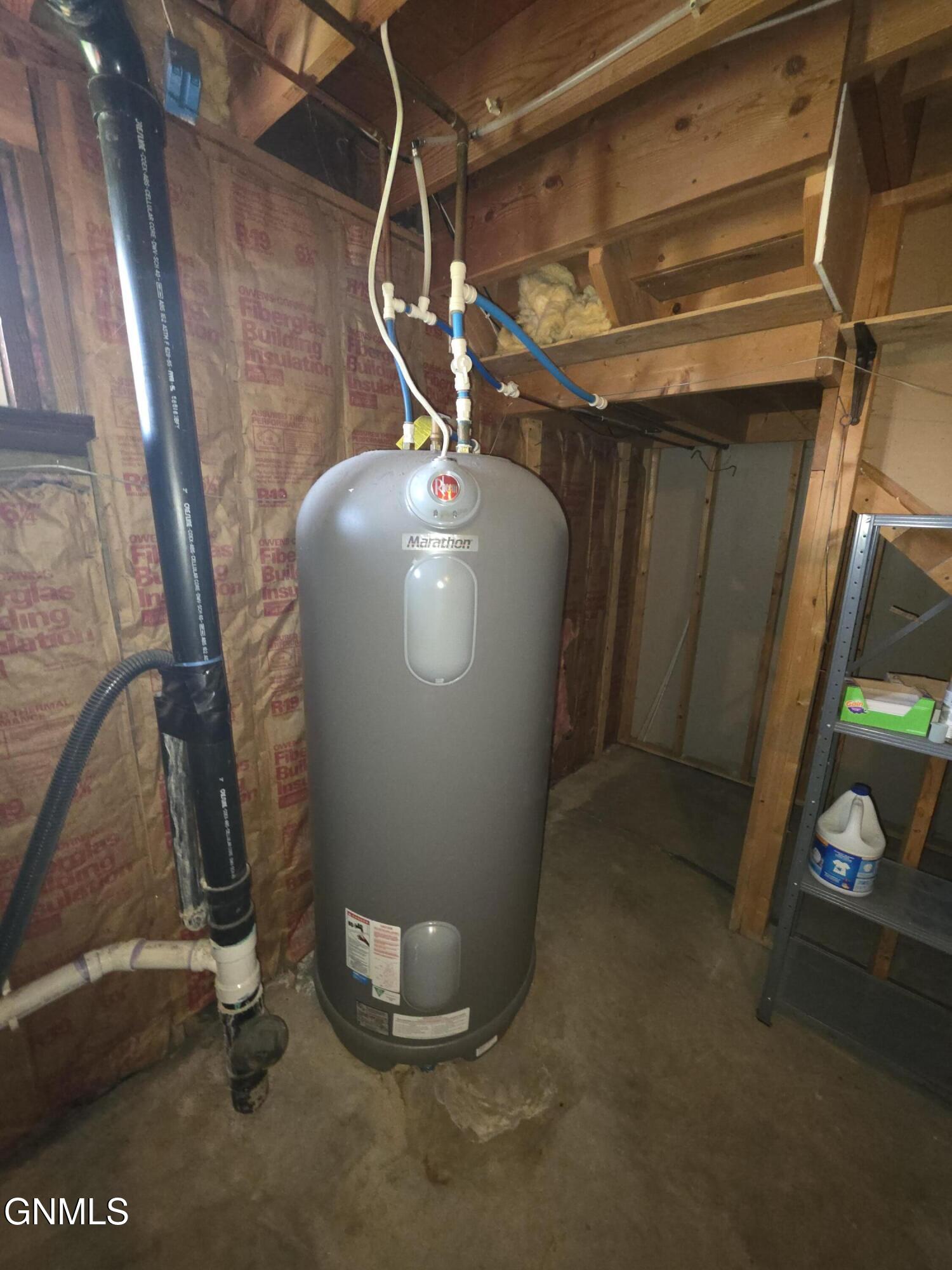 main property photo 33