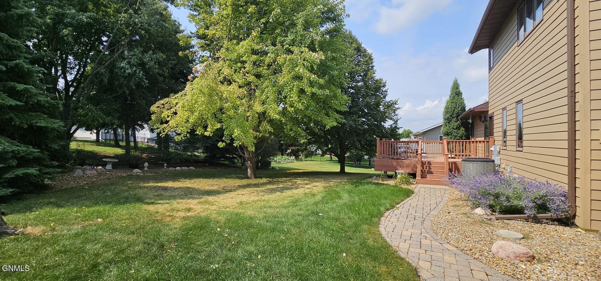main property photo 50