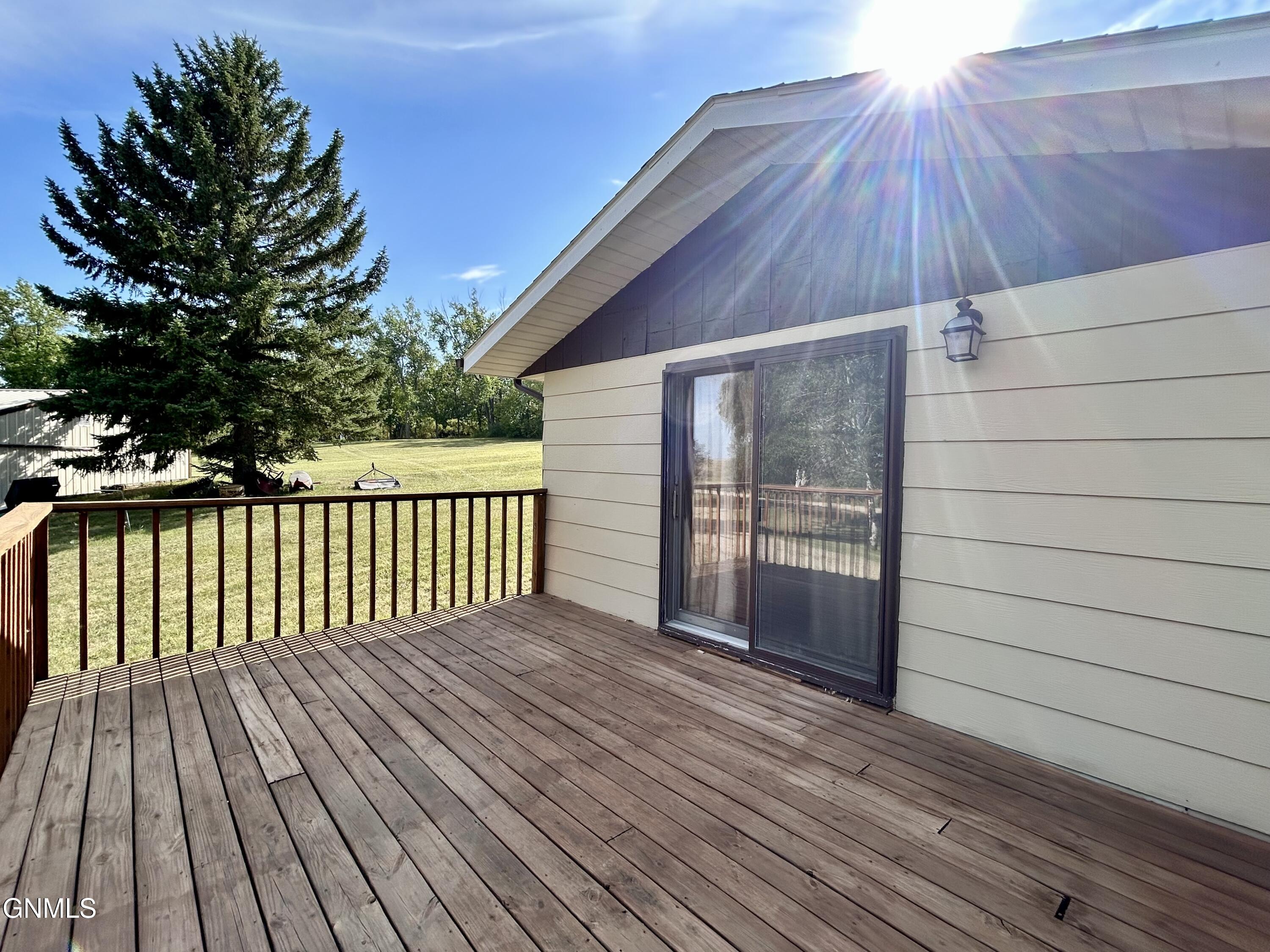 main property photo 88