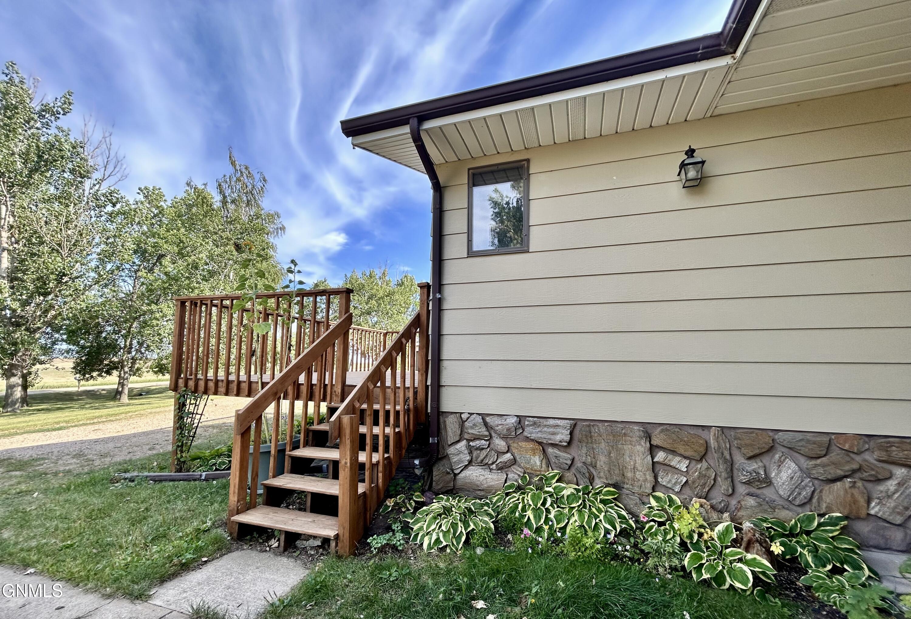 main property photo 96