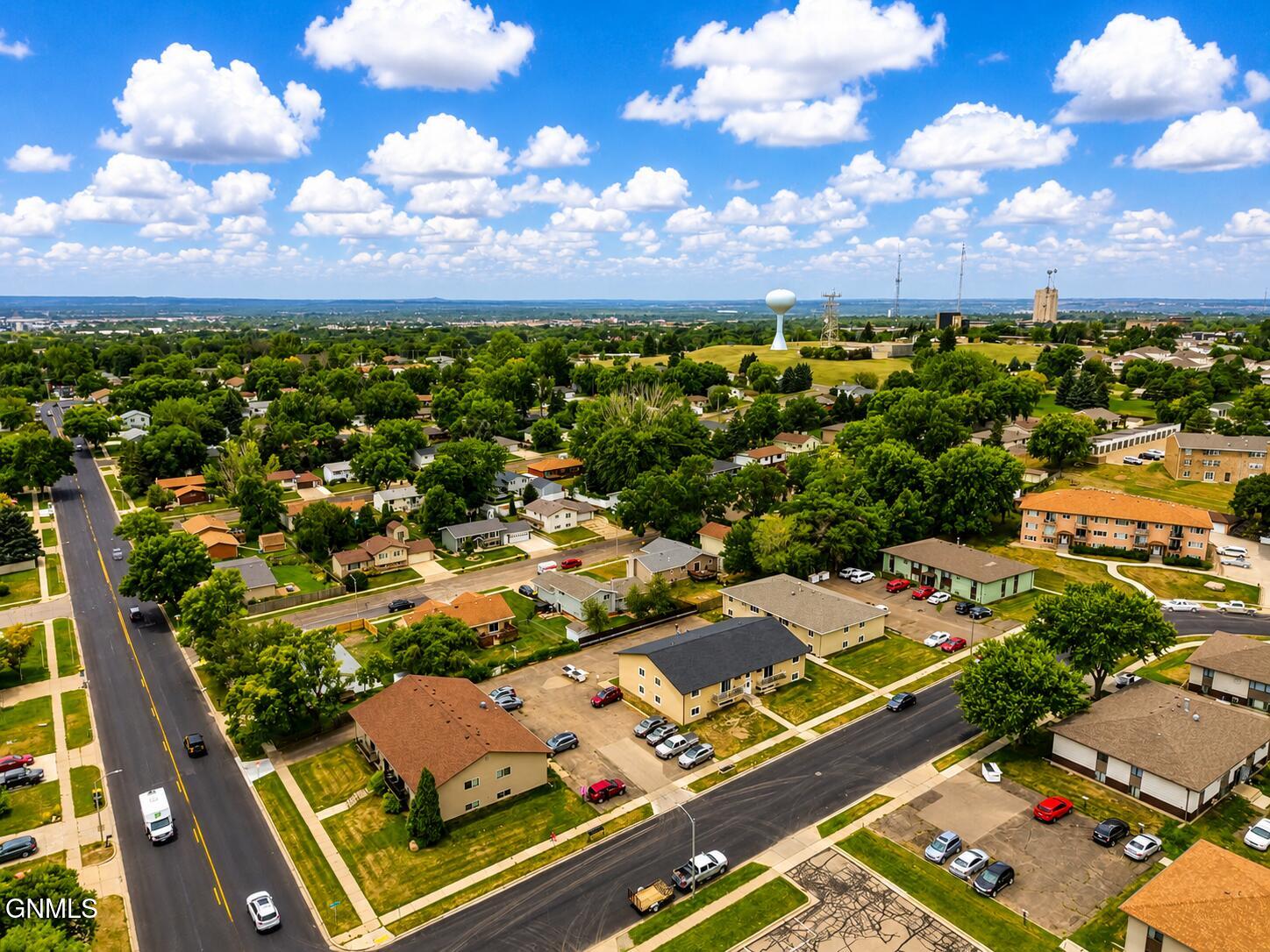 main property photo 24