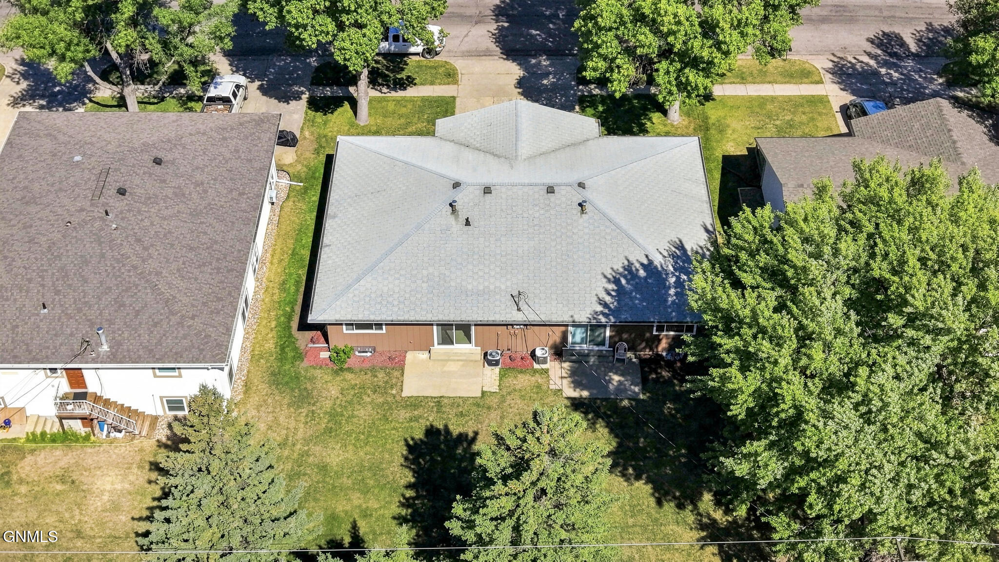main property photo 59