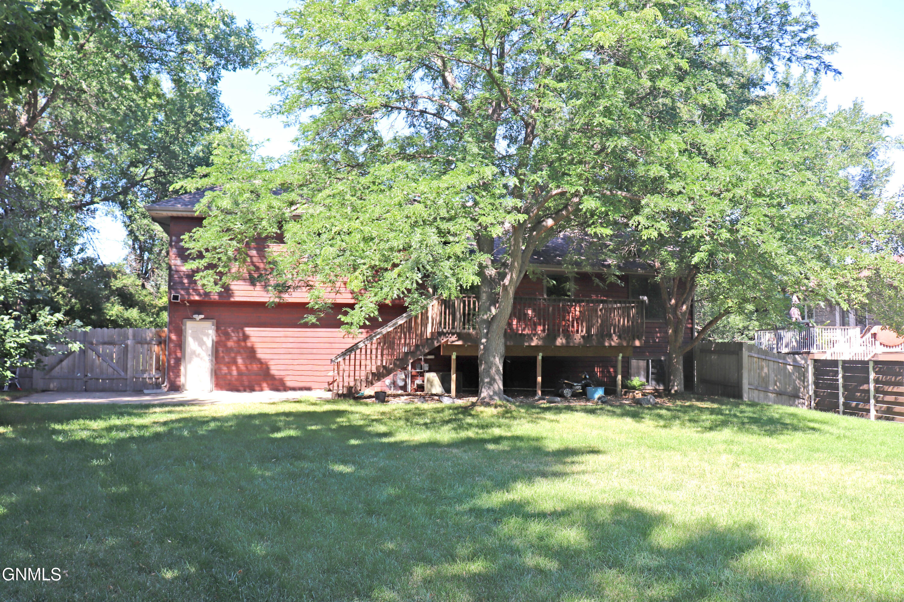 main property photo 57