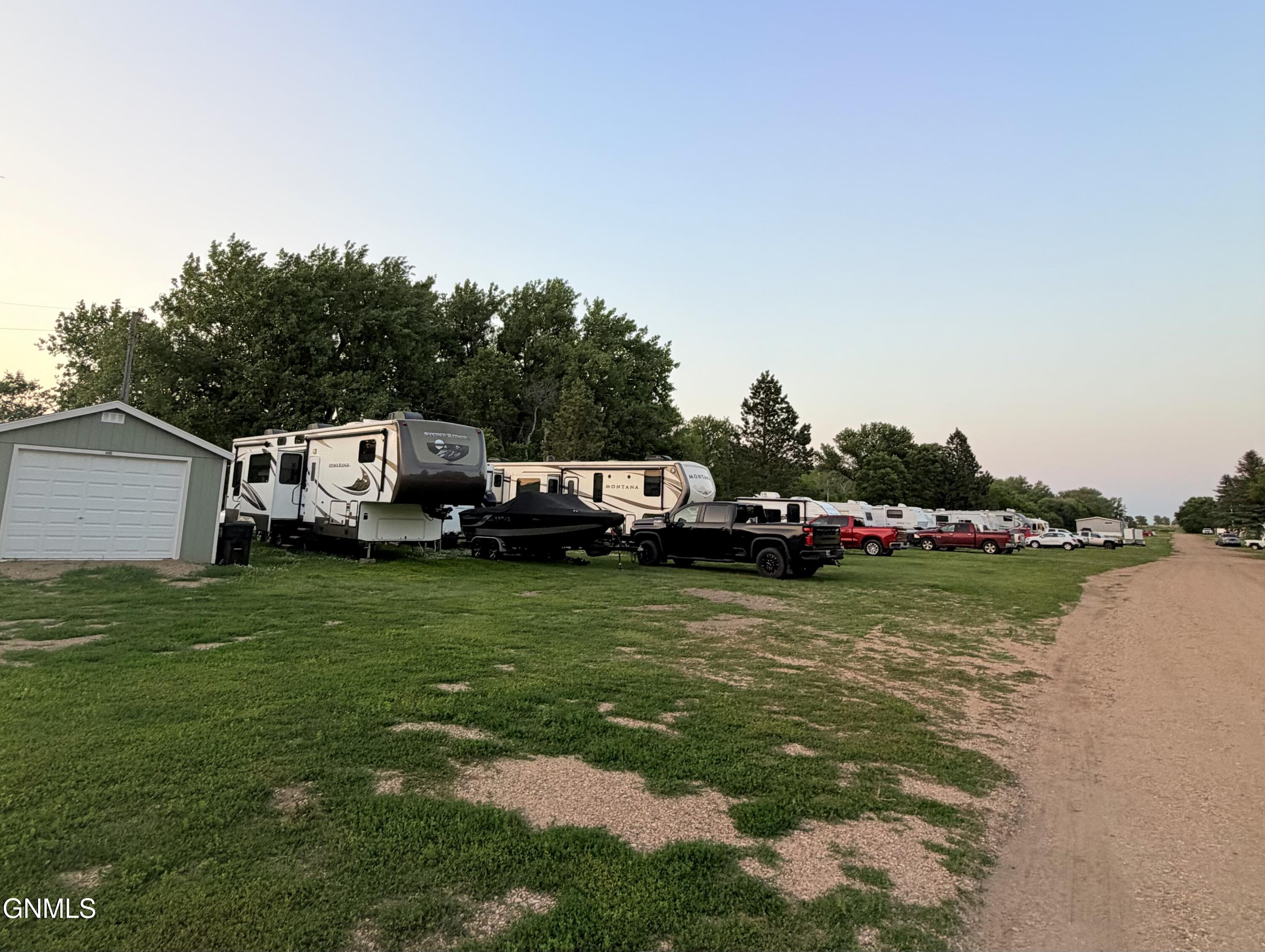 main property photo 22