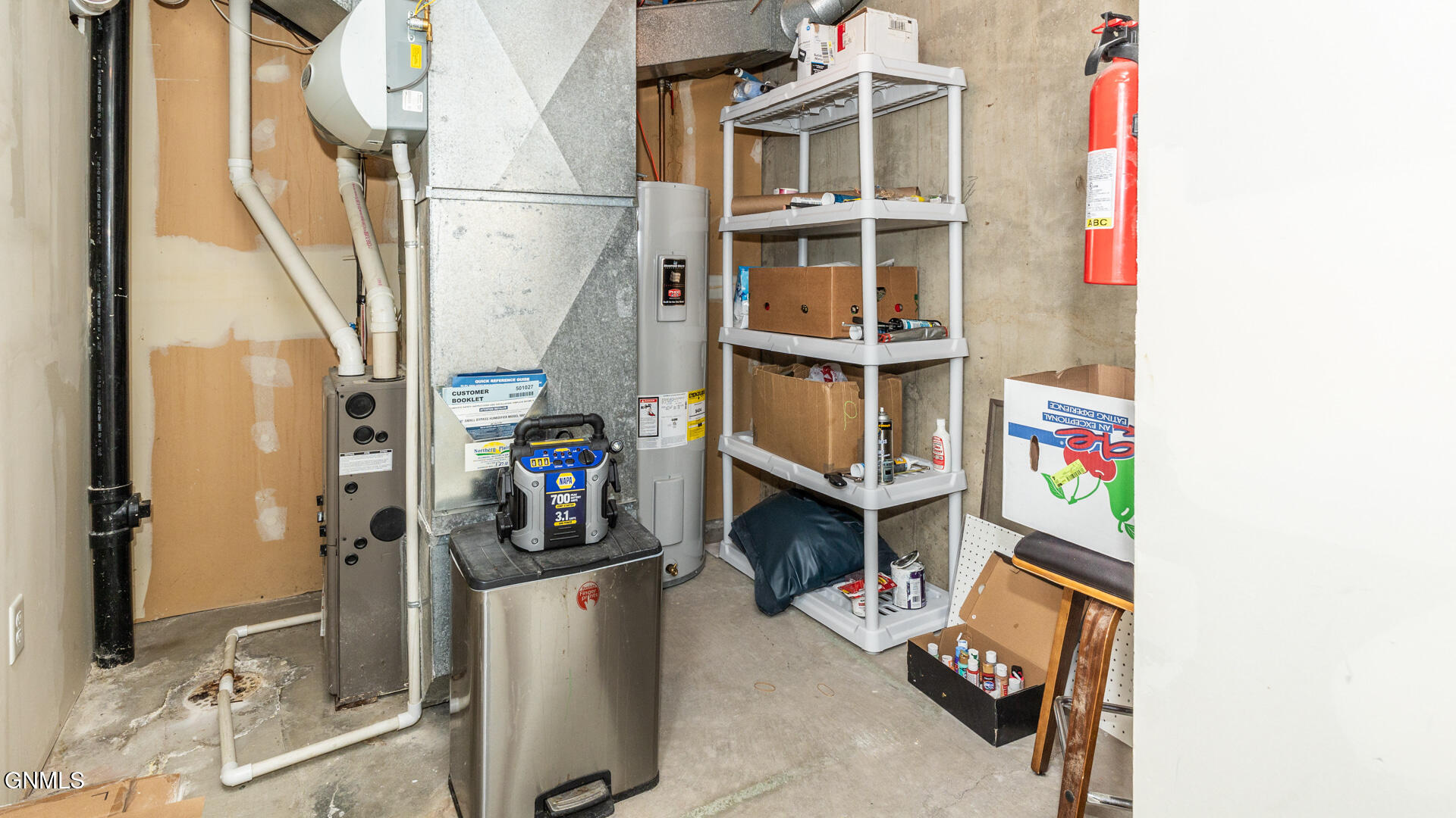 main property photo 30