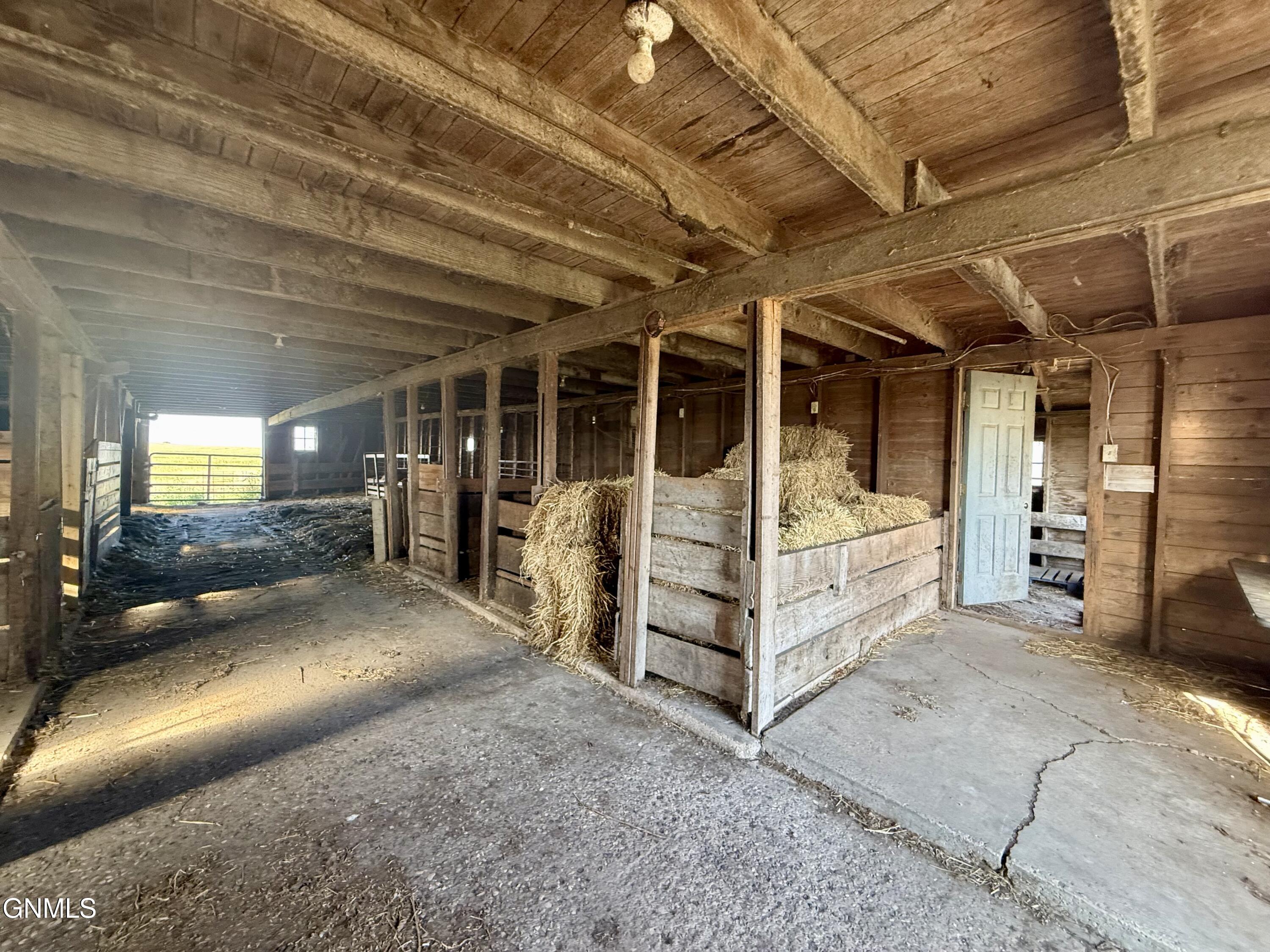 main property photo 62