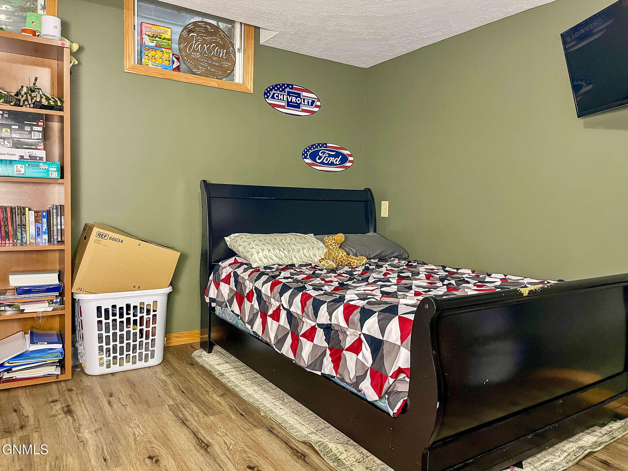 main property photo 38