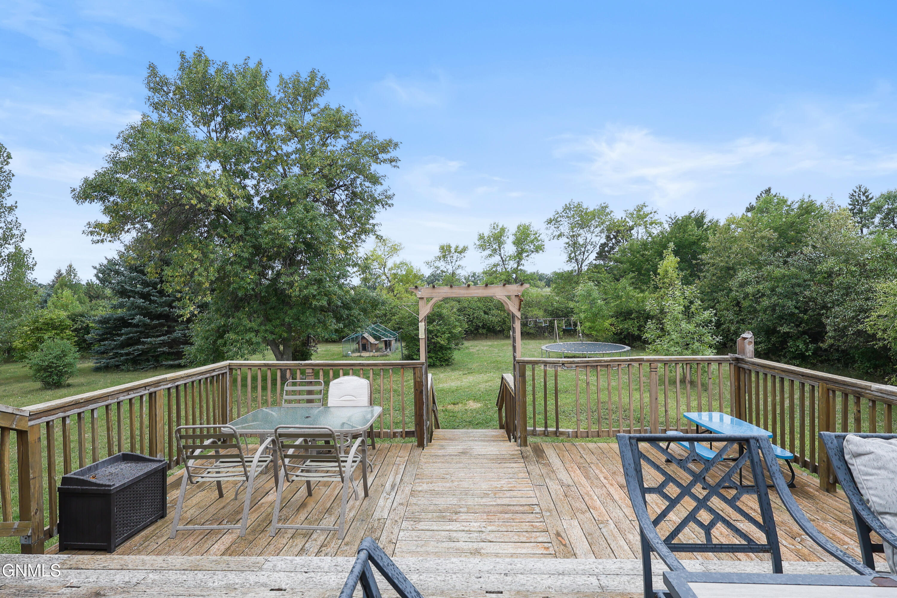 main property photo 38