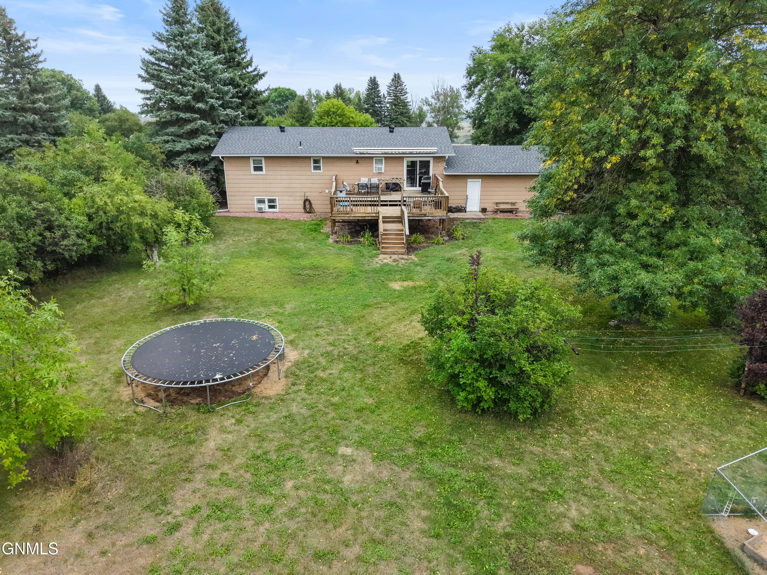 main property photo 44