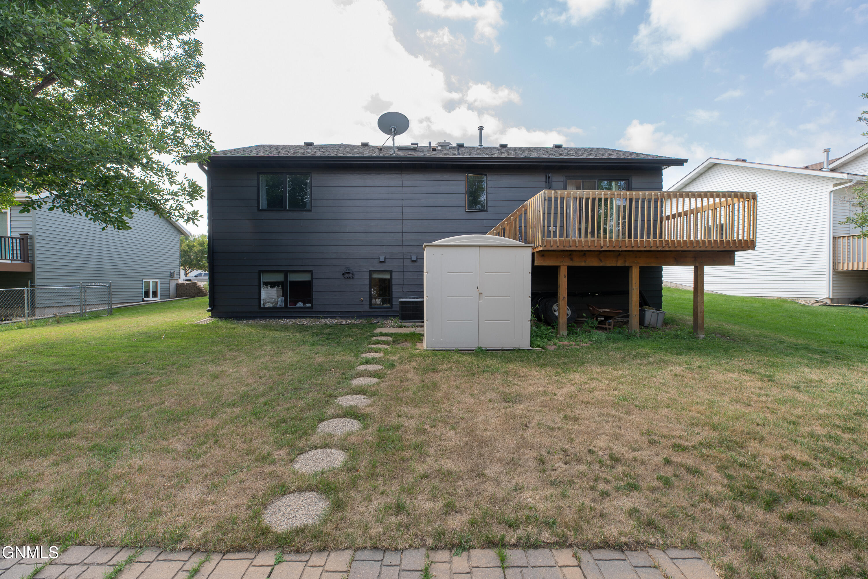 main property photo 42