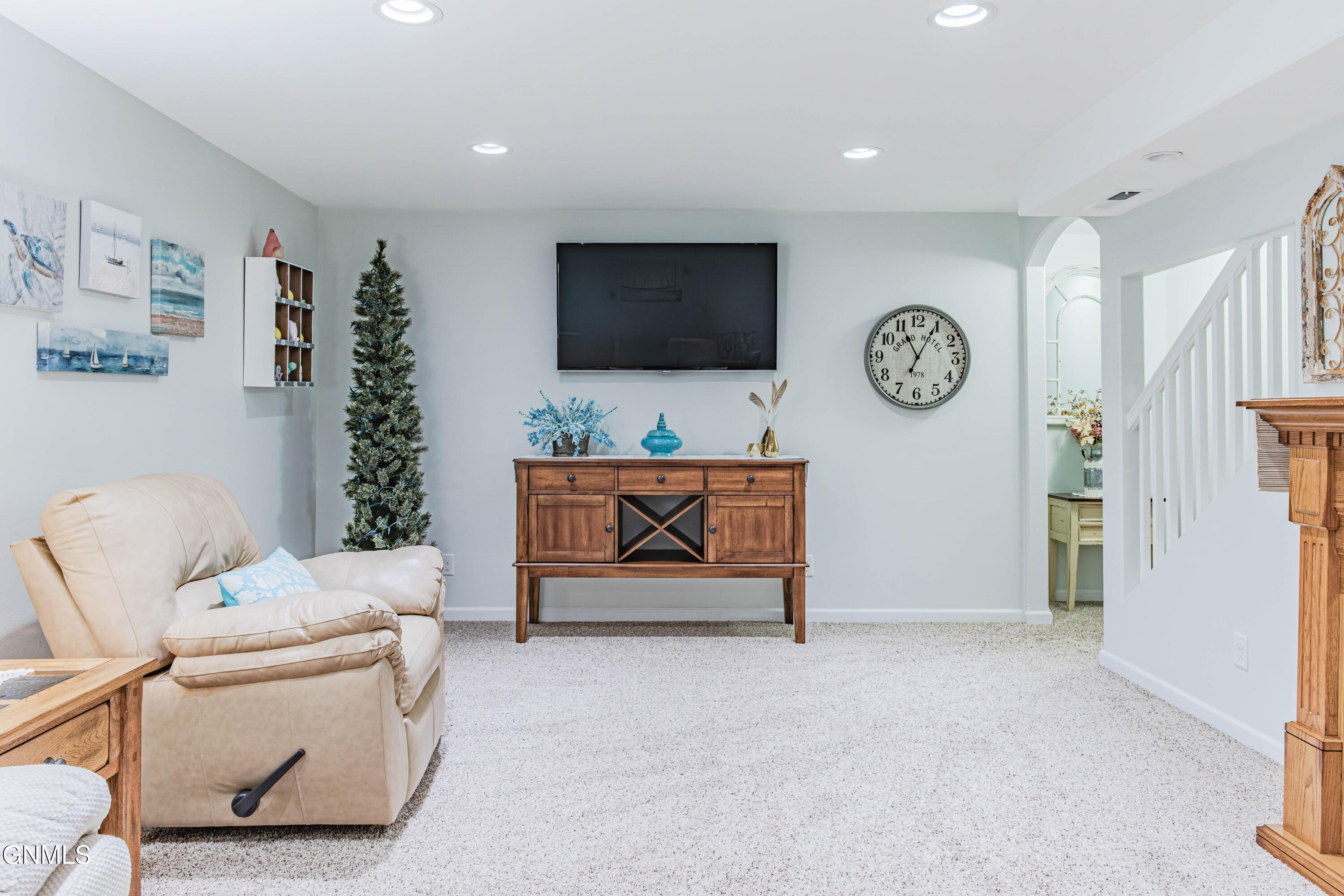 main property photo 66