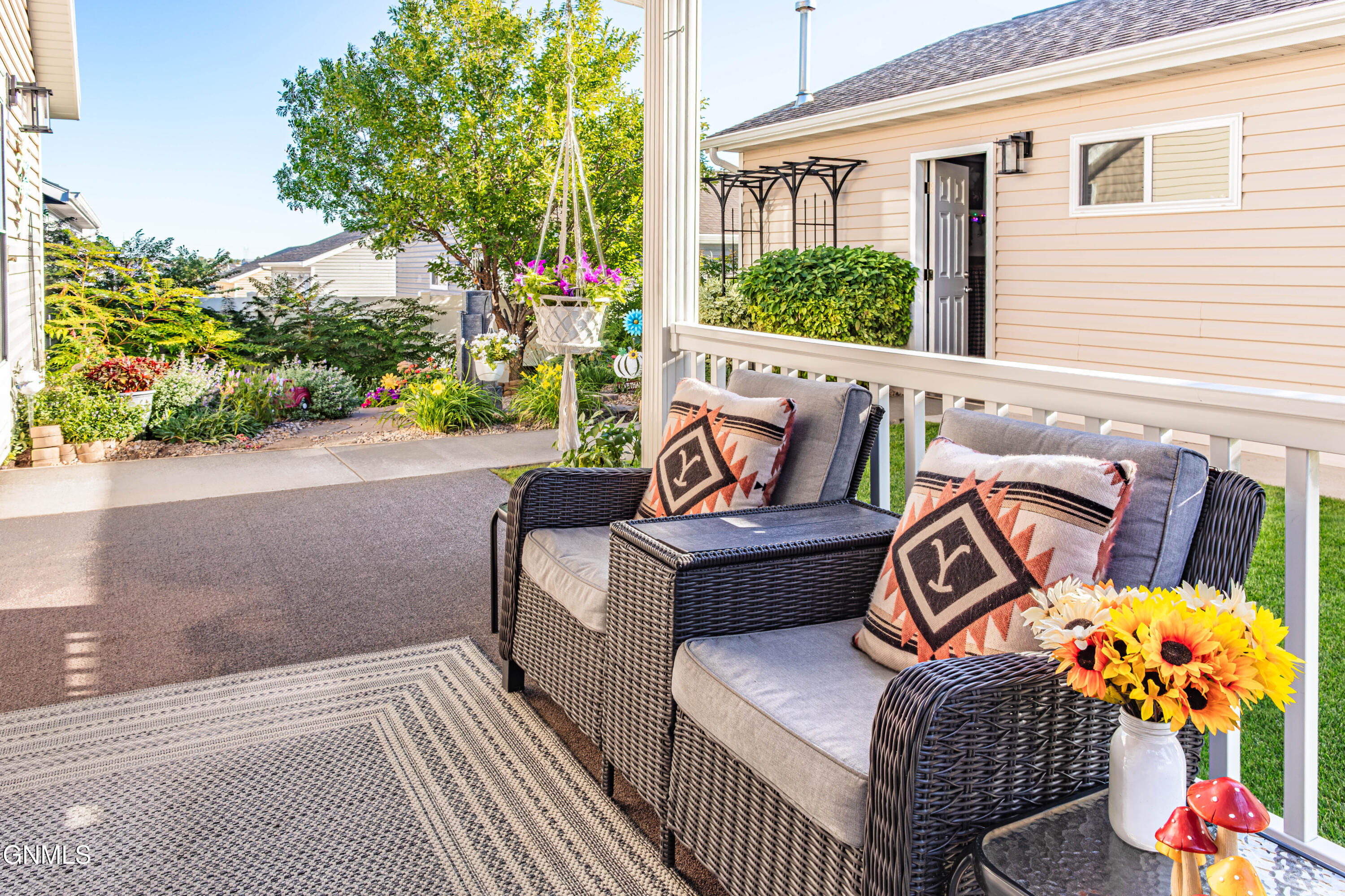 main property photo 87