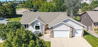 image of property with 4 Bed | 3 Bath | 3,418 Sqft