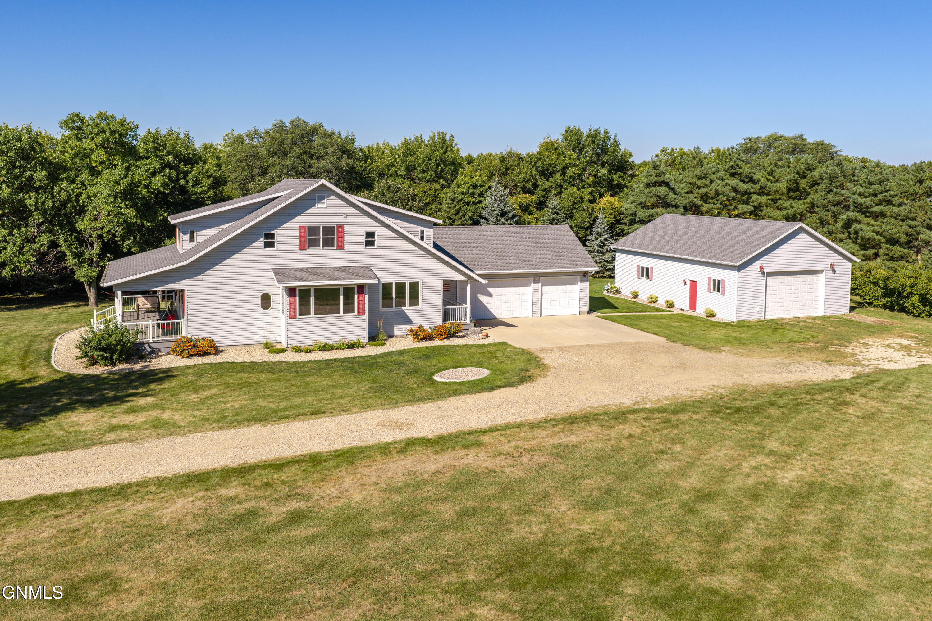 main property photo 45