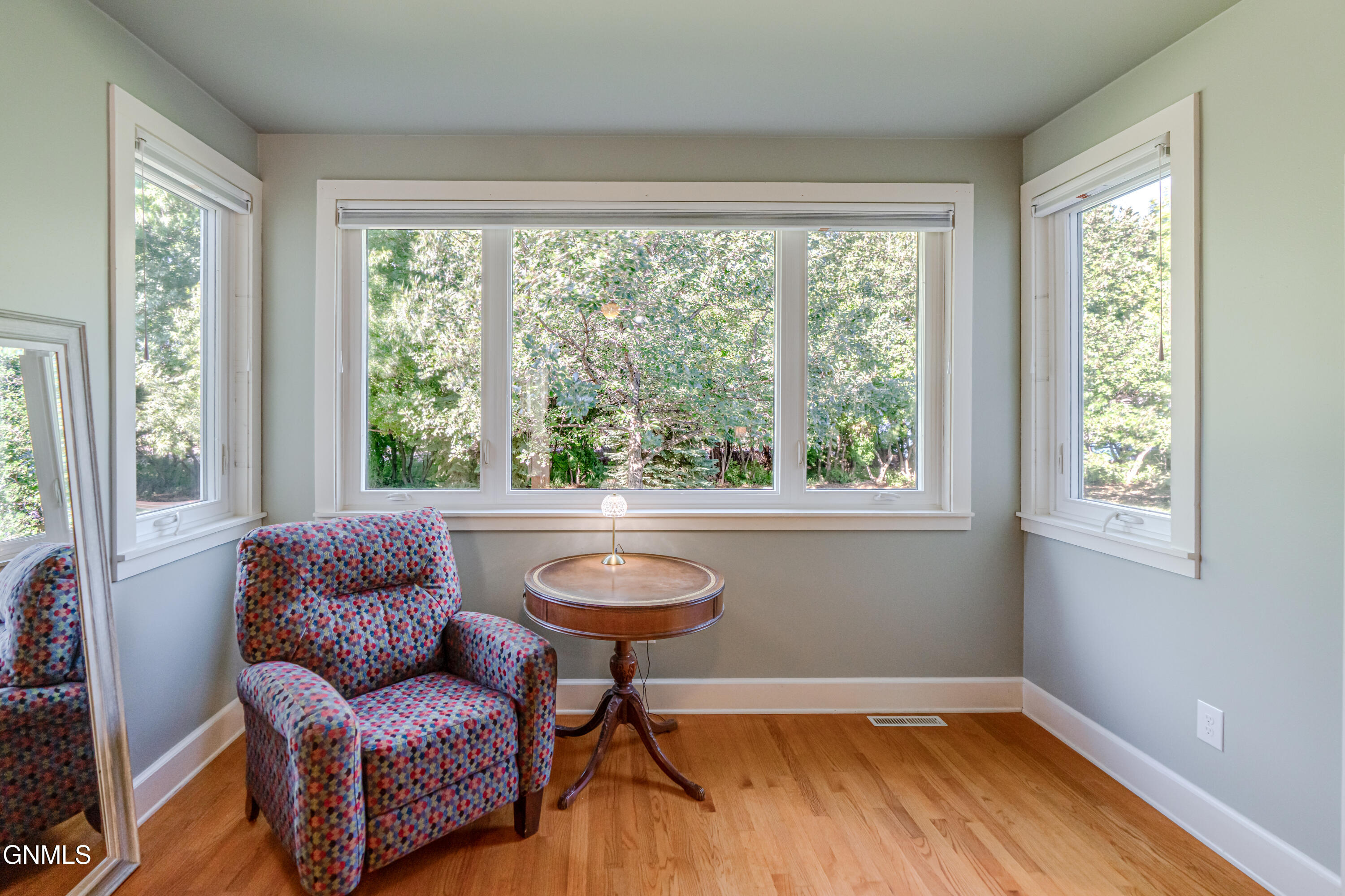 main property photo 75