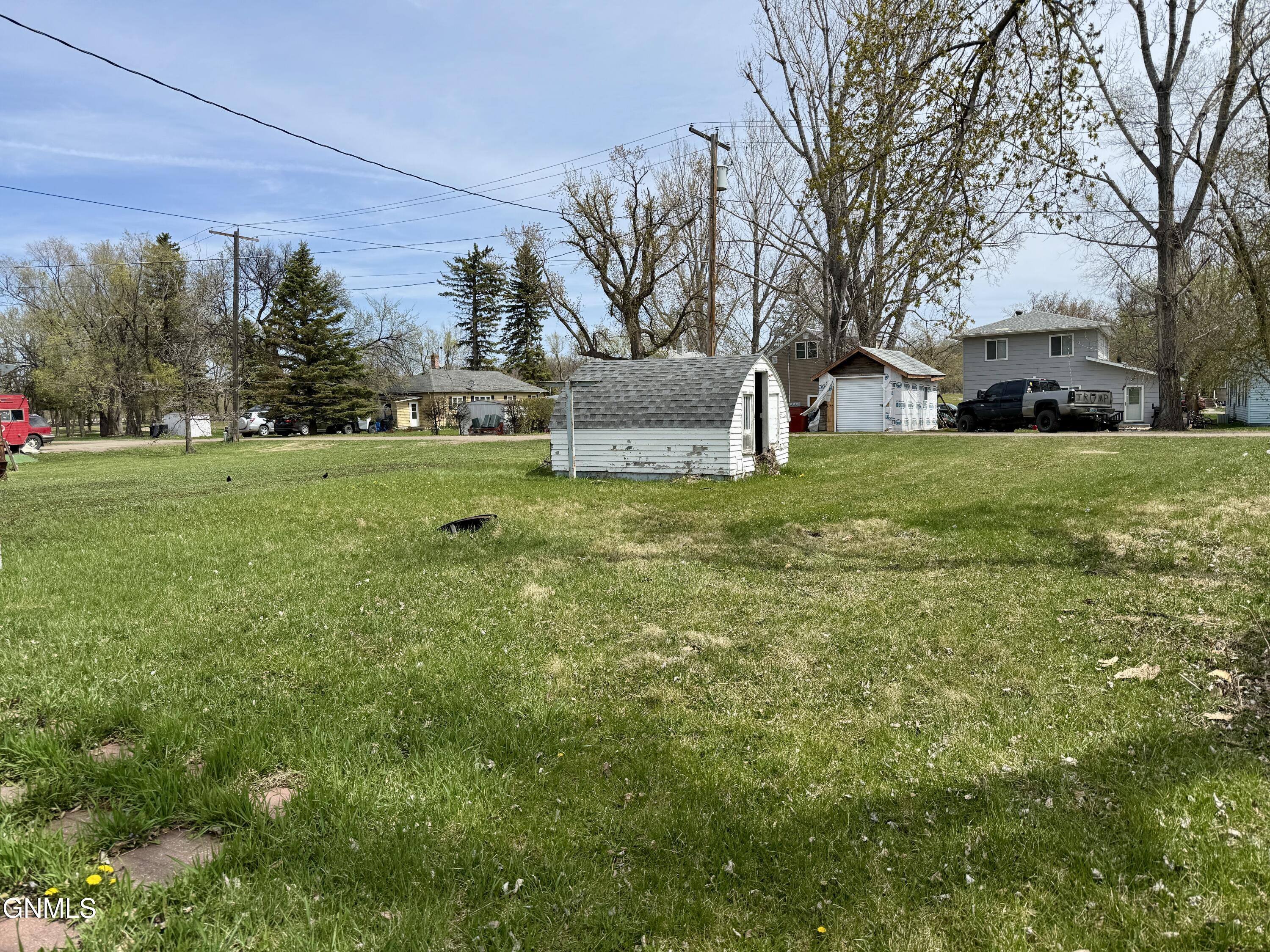 main property photo 4