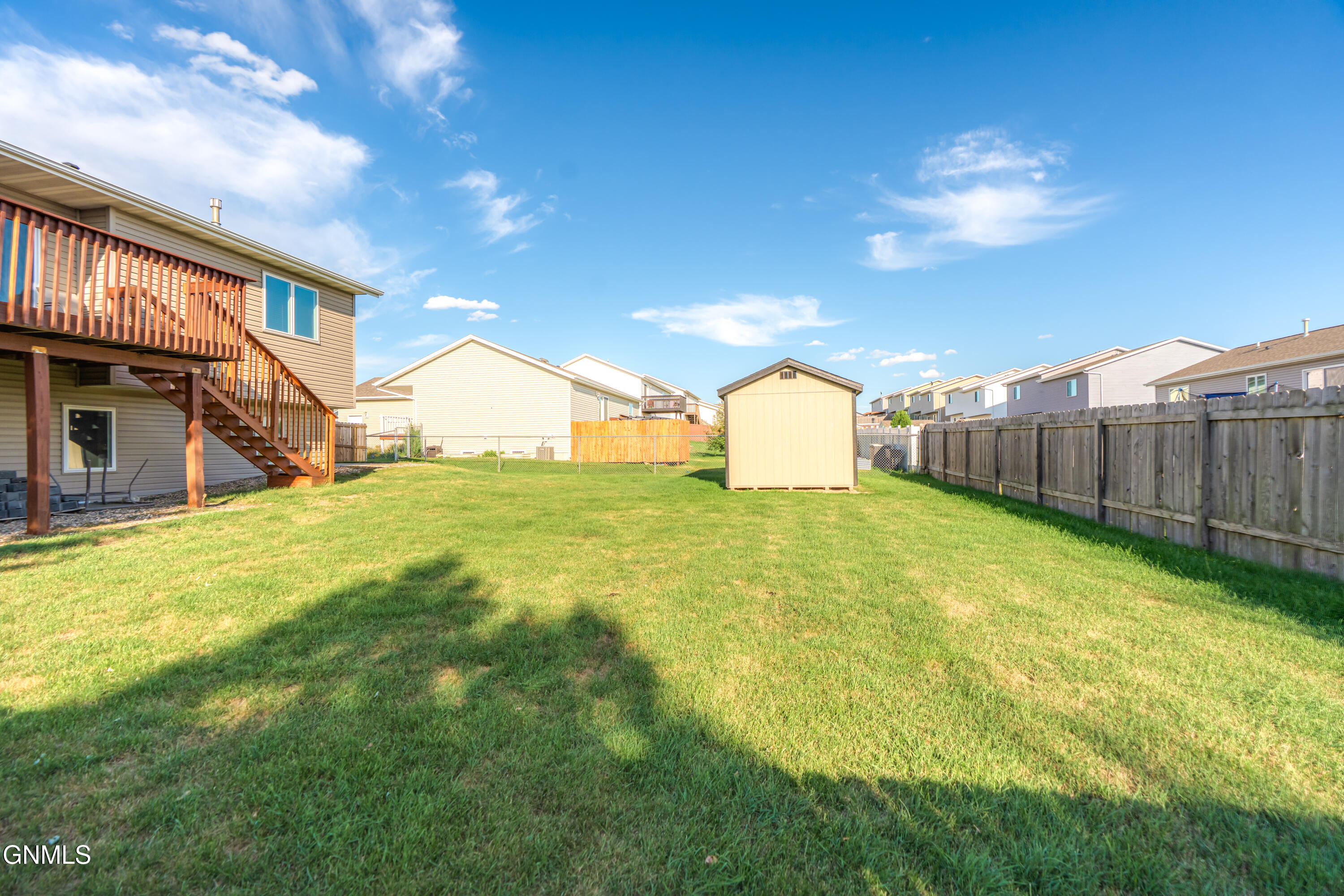 main property photo 41