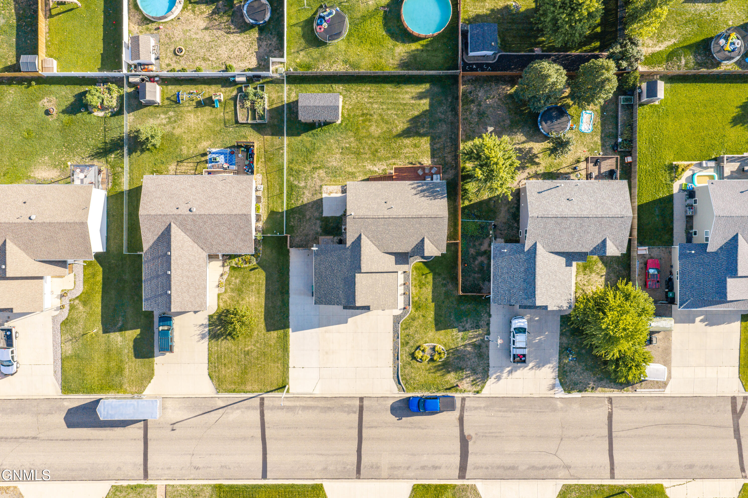 main property photo 50