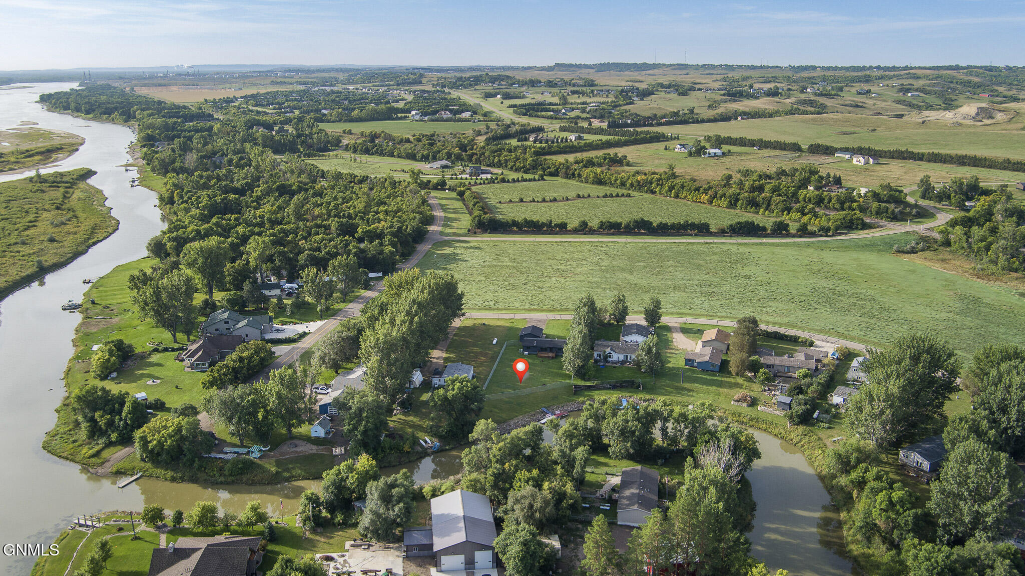 main property photo 35