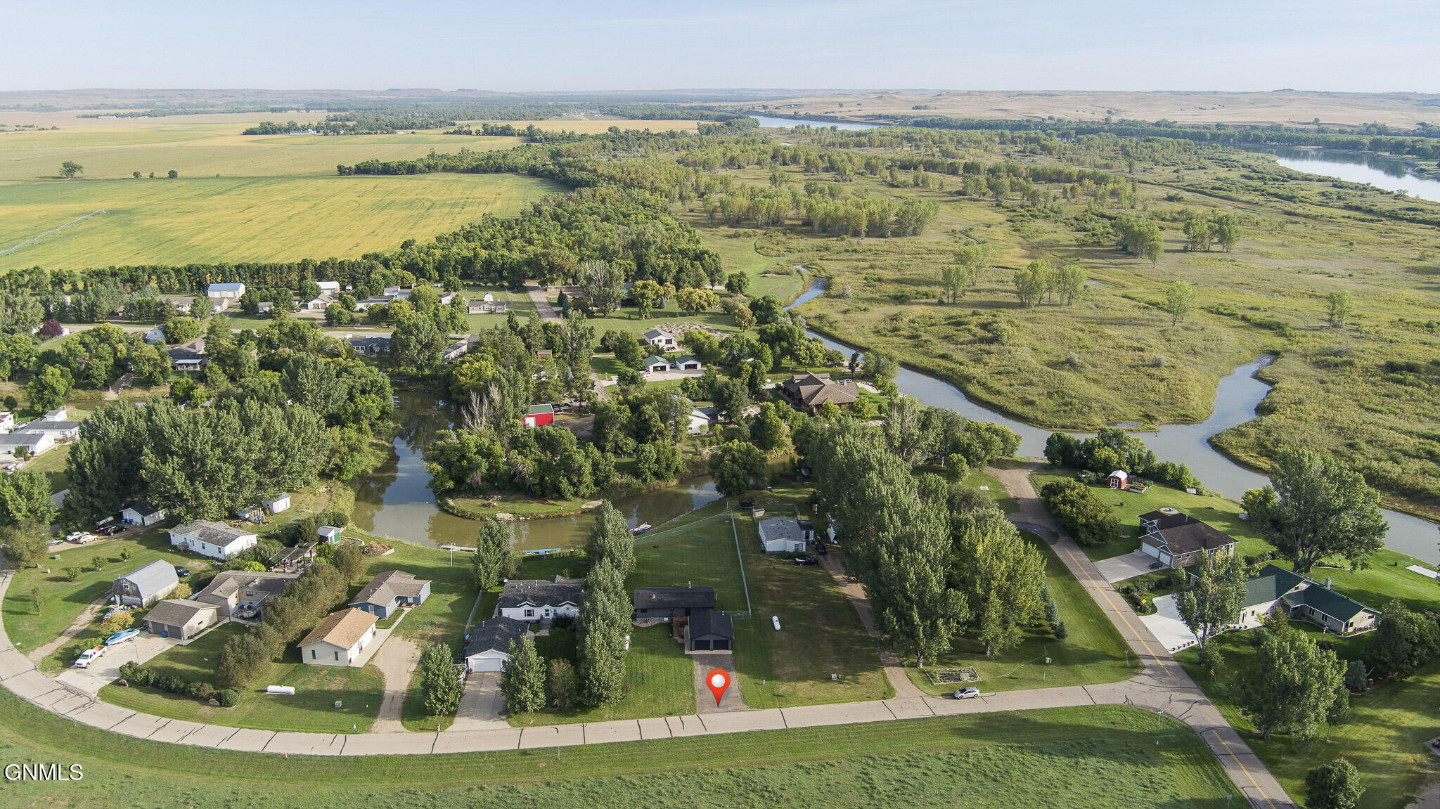 main property photo 38