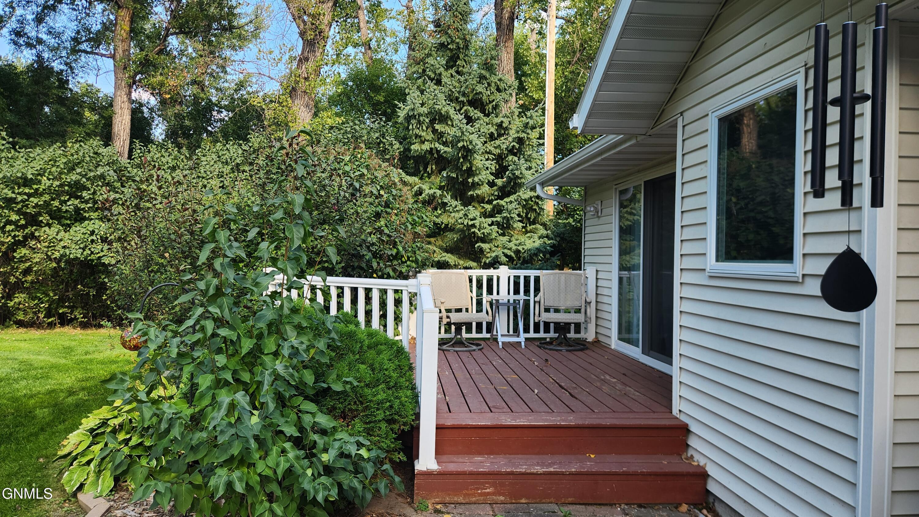 main property photo 41