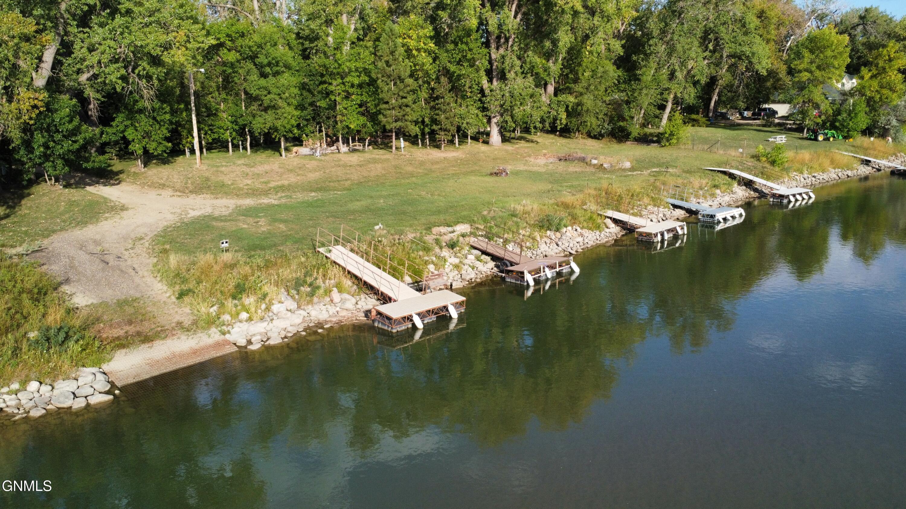main property photo 51