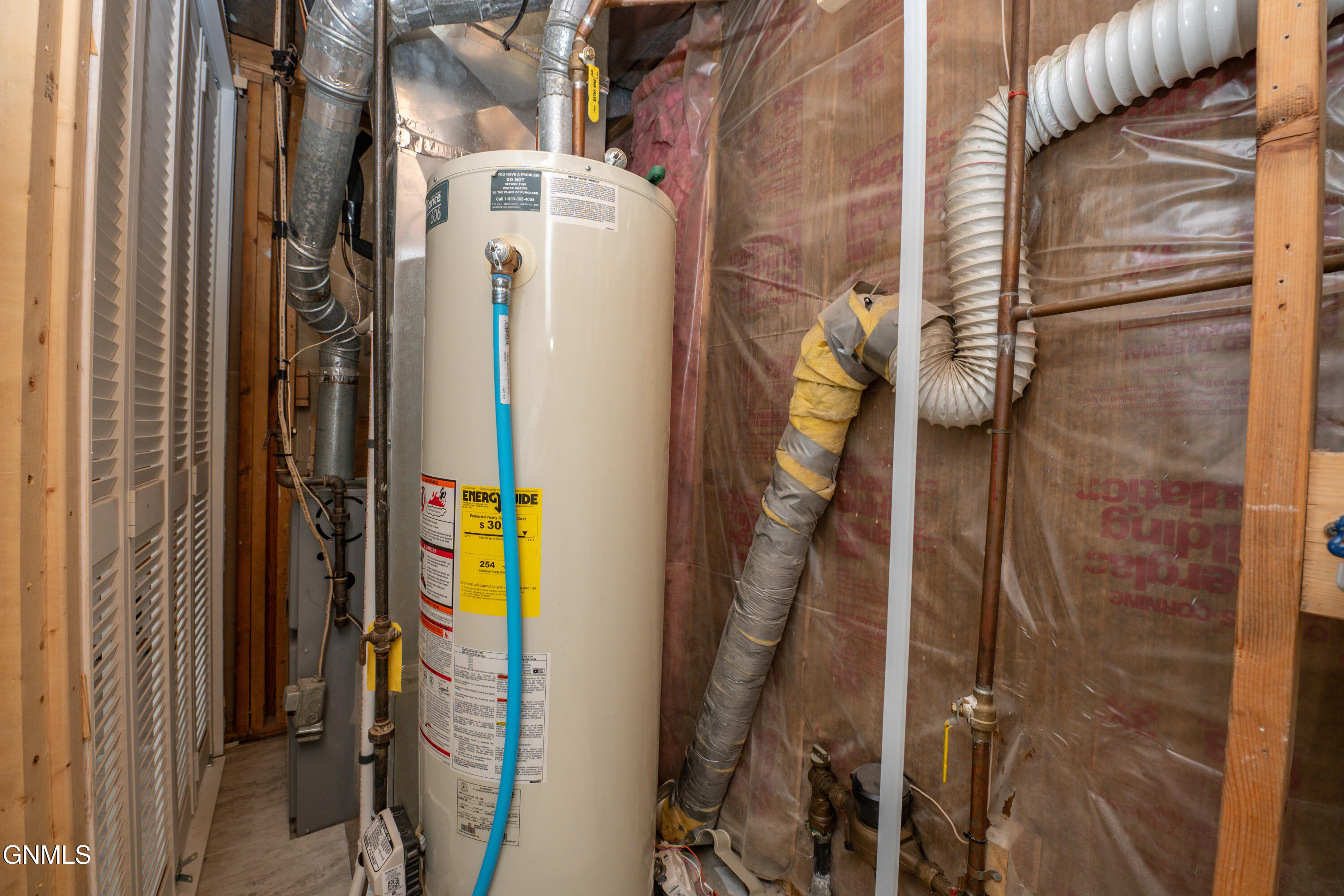 main property photo 37