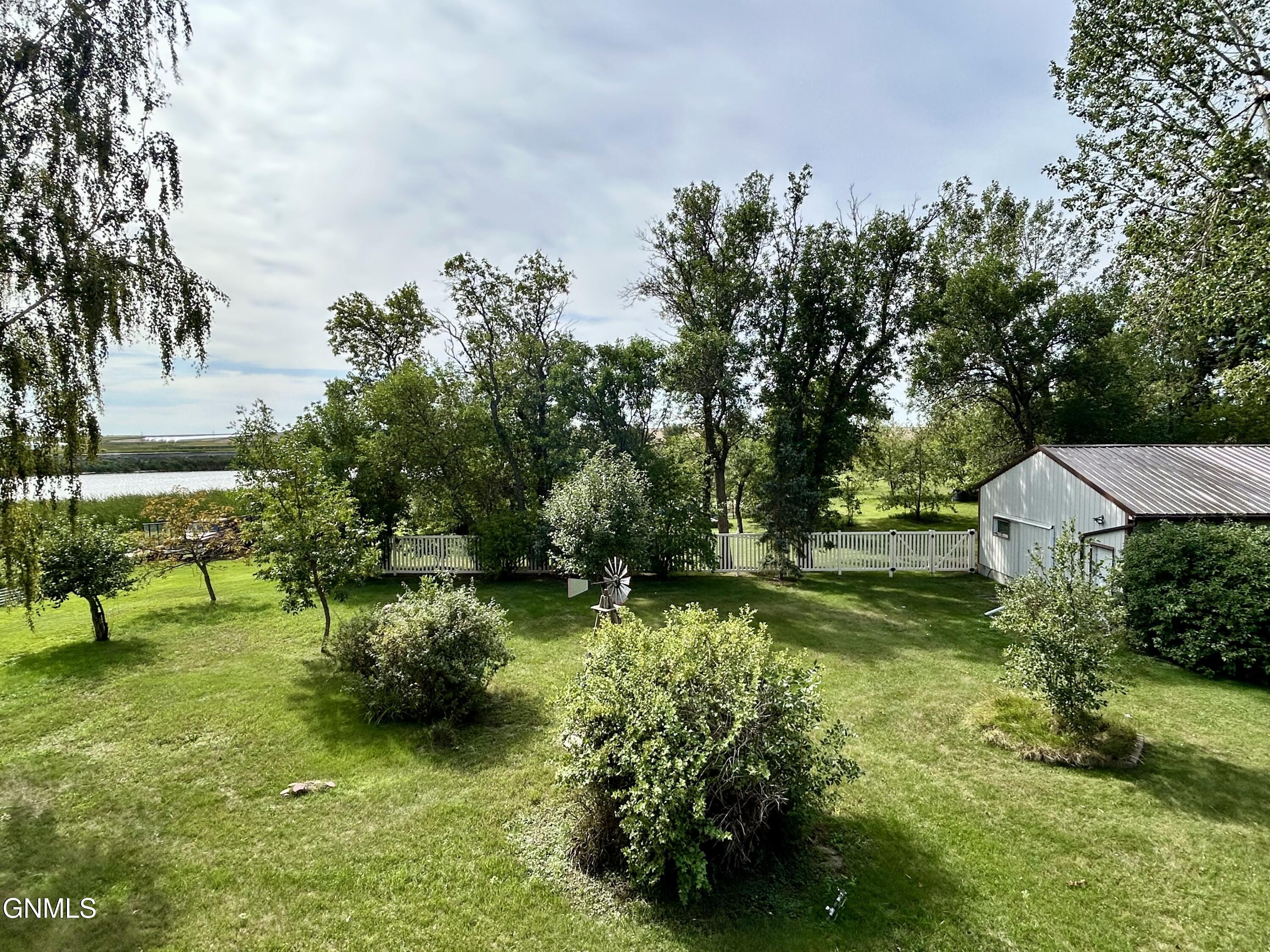 main property photo 43