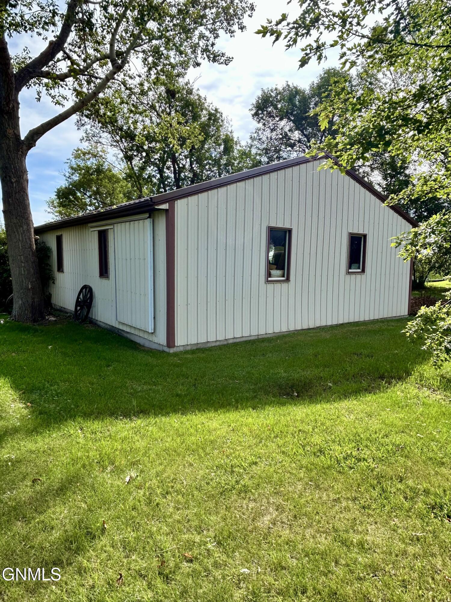 main property photo 51
