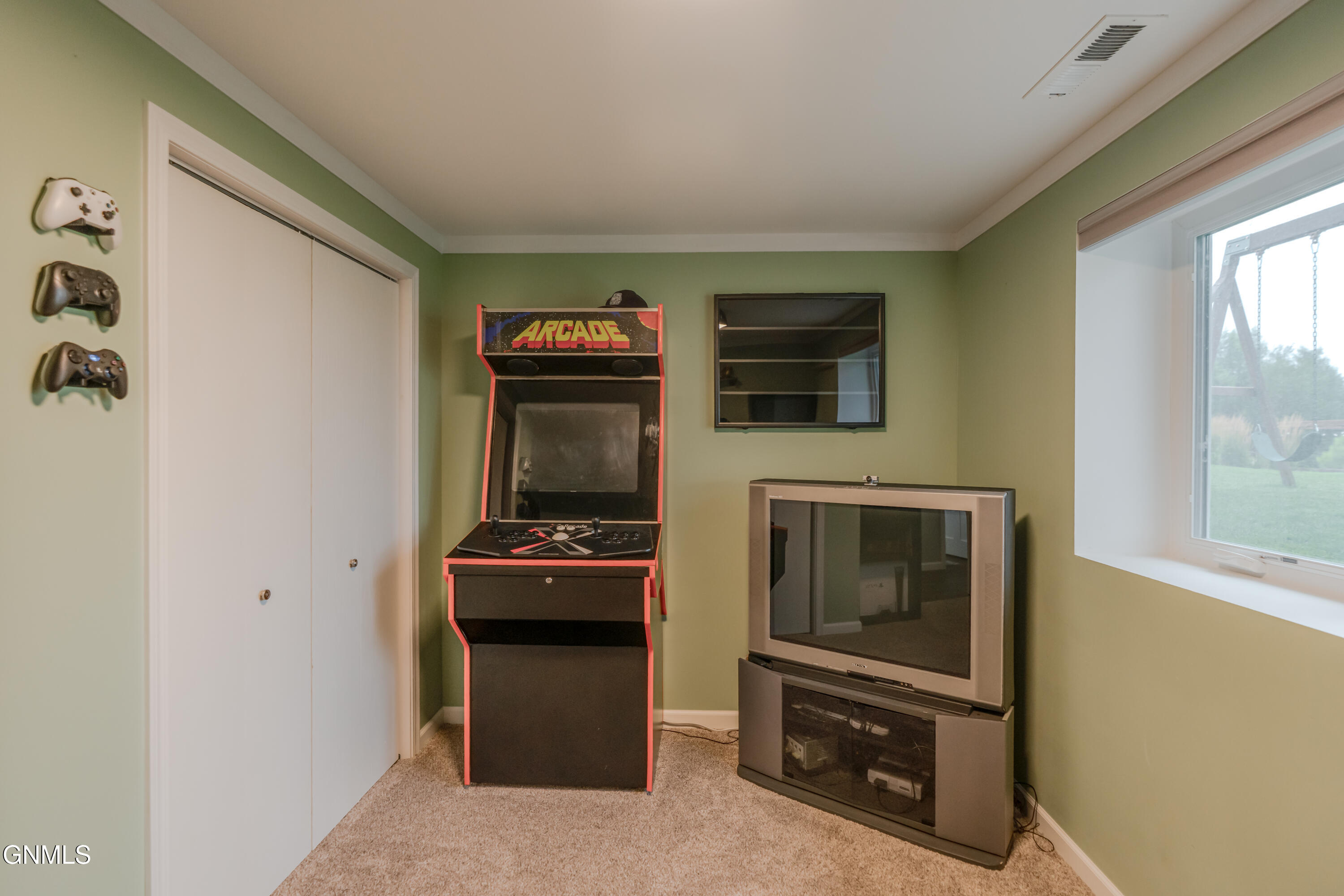 main property photo 60