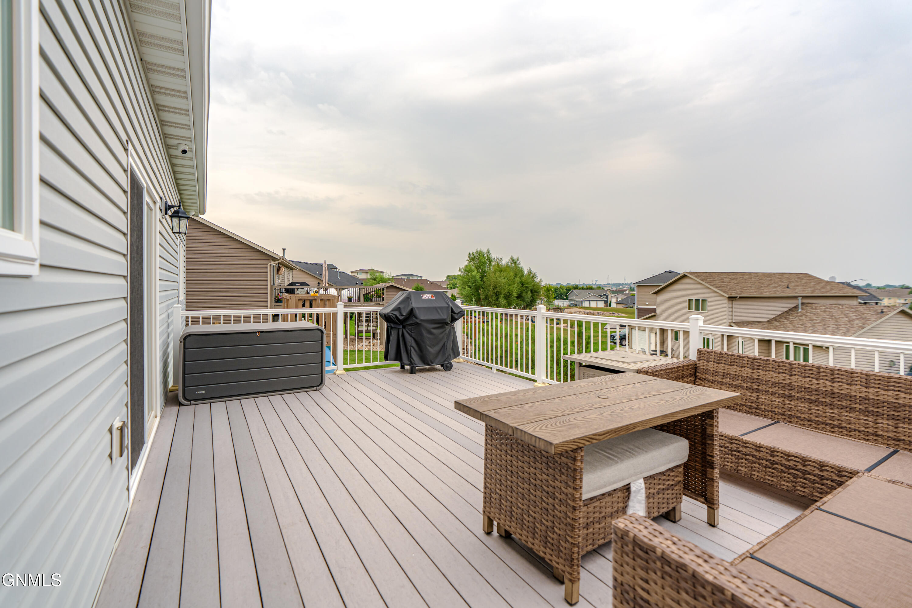 main property photo 73