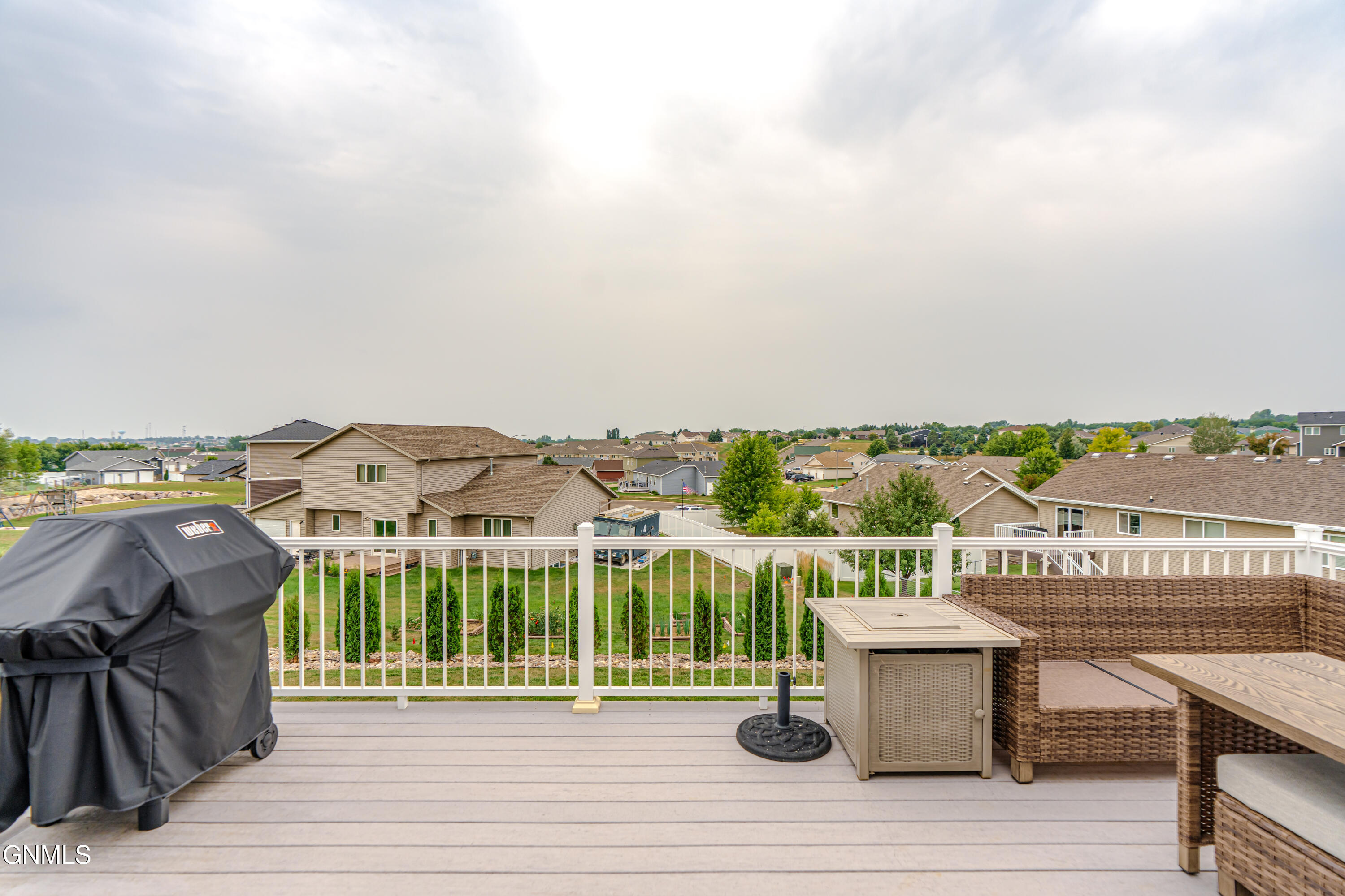 main property photo 74