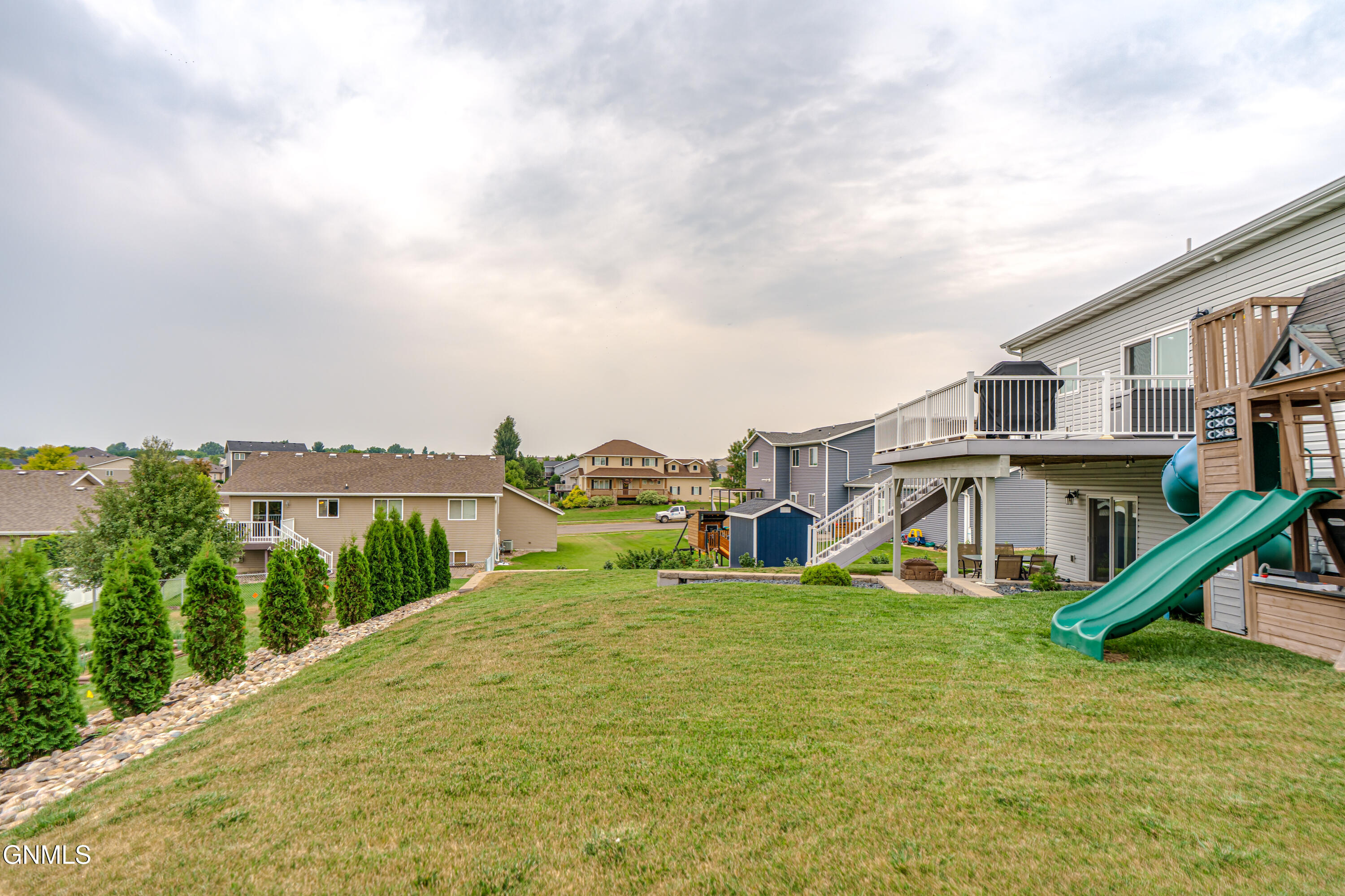 main property photo 77