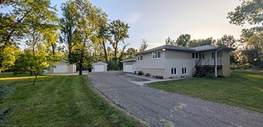 image of property with 4 Bed | 3 Bath | 2,491 Sqft
