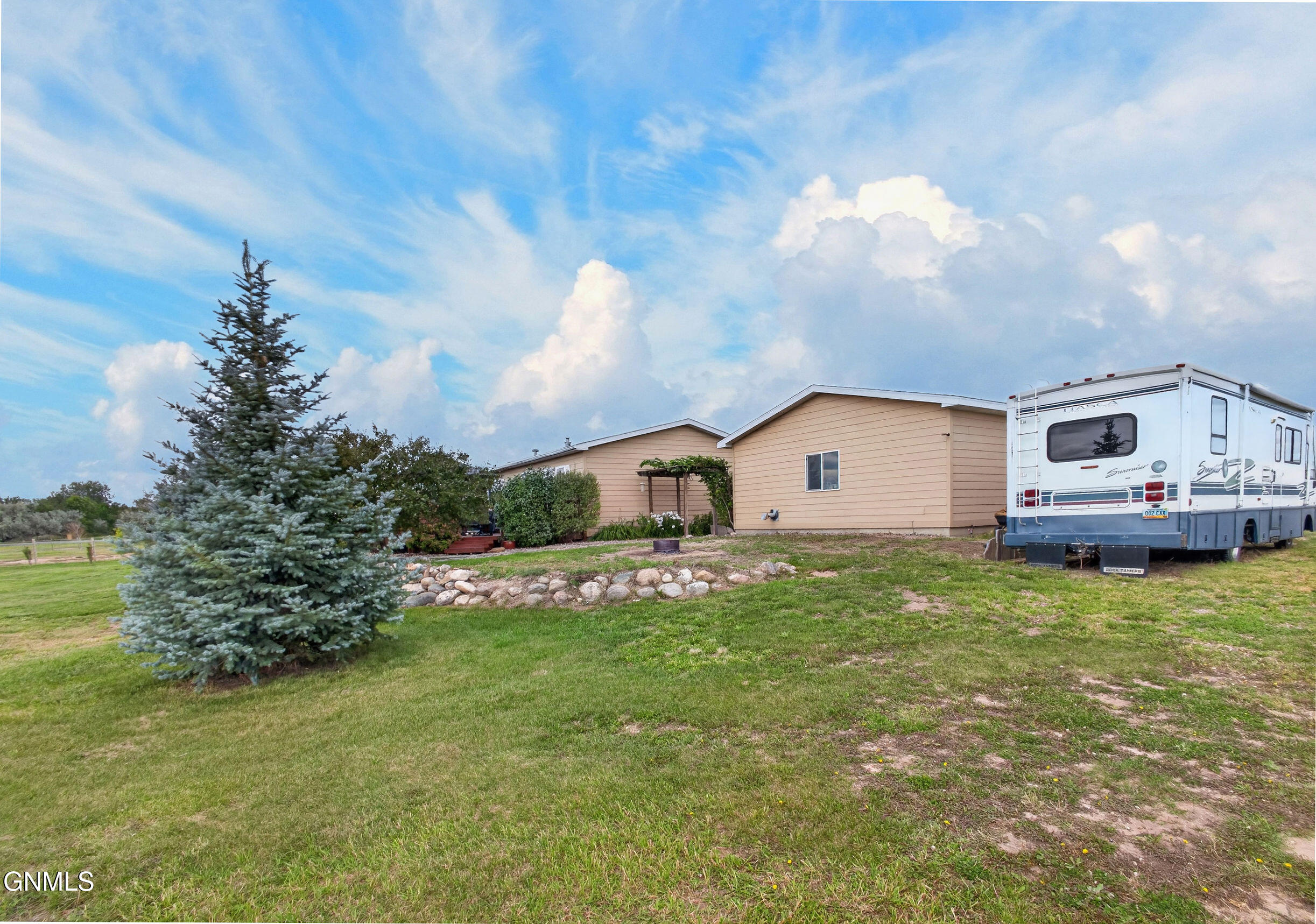 main property photo 44