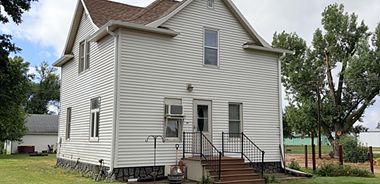 image of property with 3 Bed | 2 Bath | 1,600 Sqft
