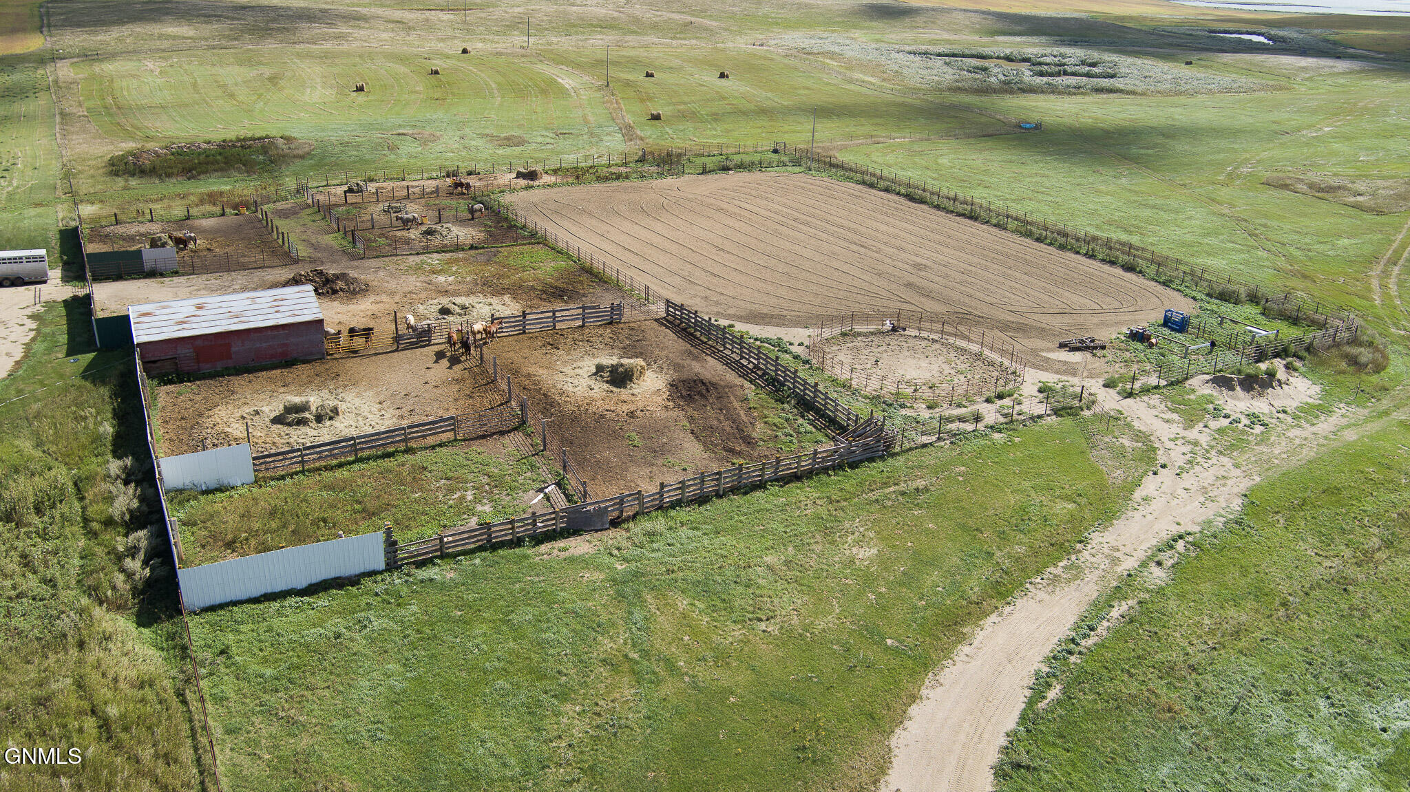 main property photo 24