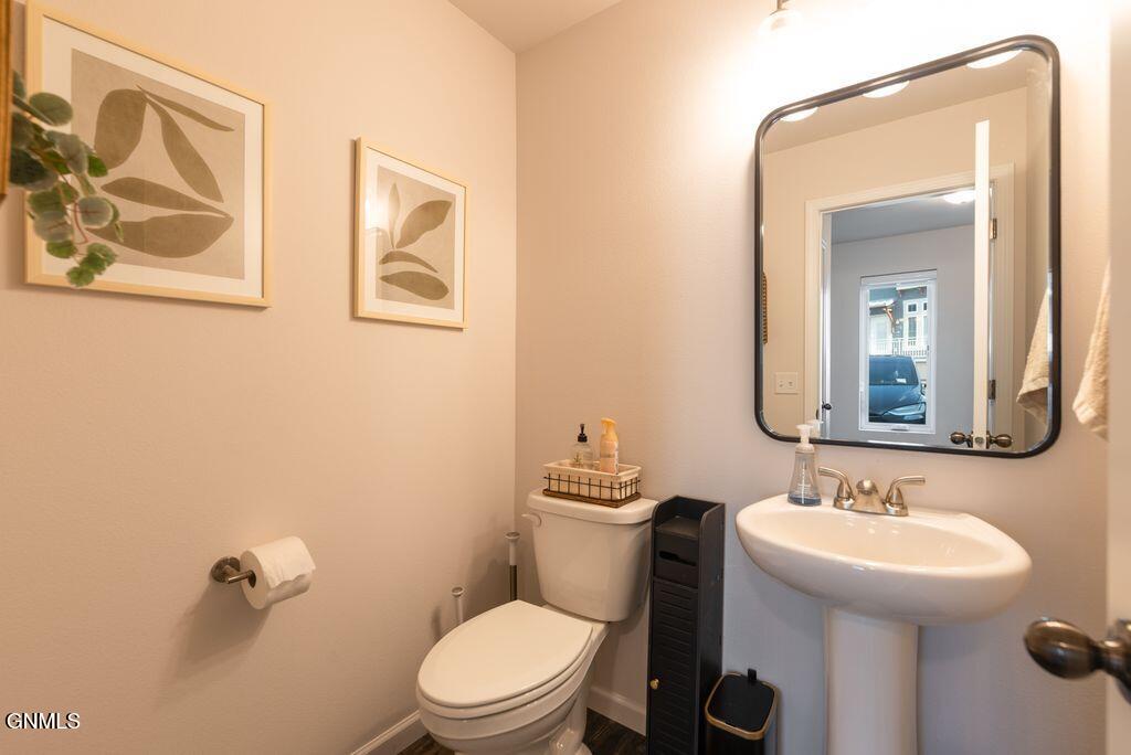 main property photo 9