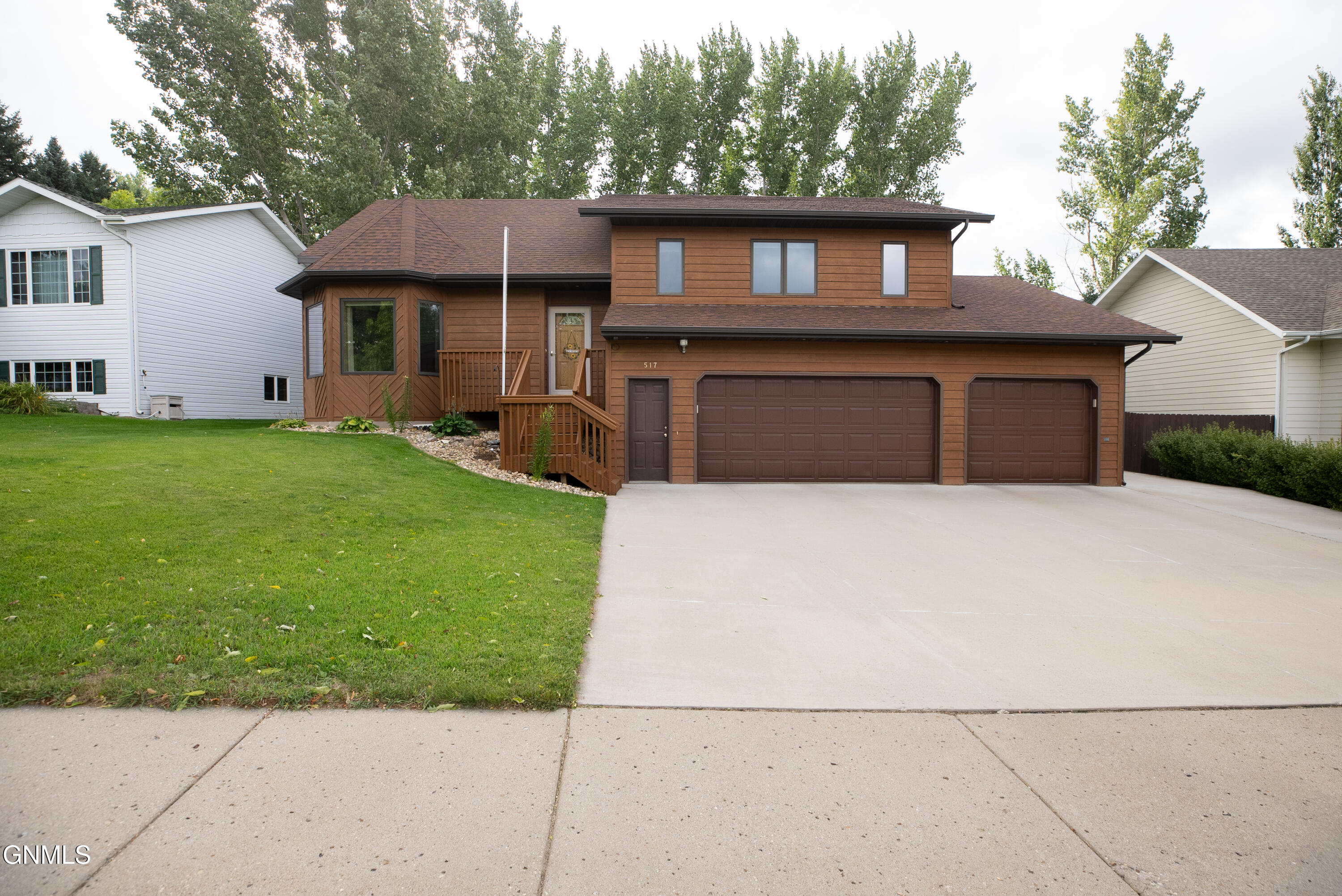 main property photo 56