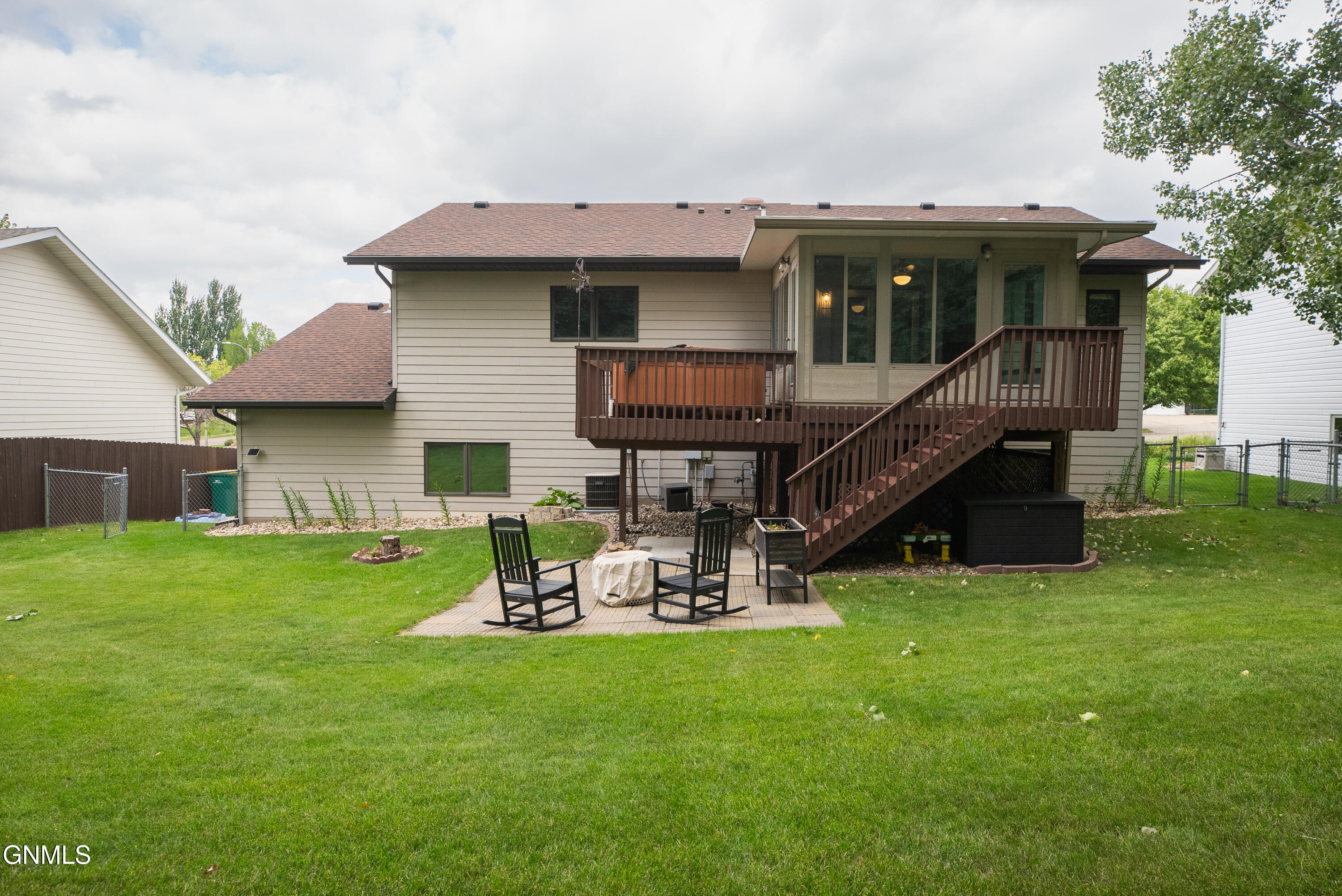 main property photo 63