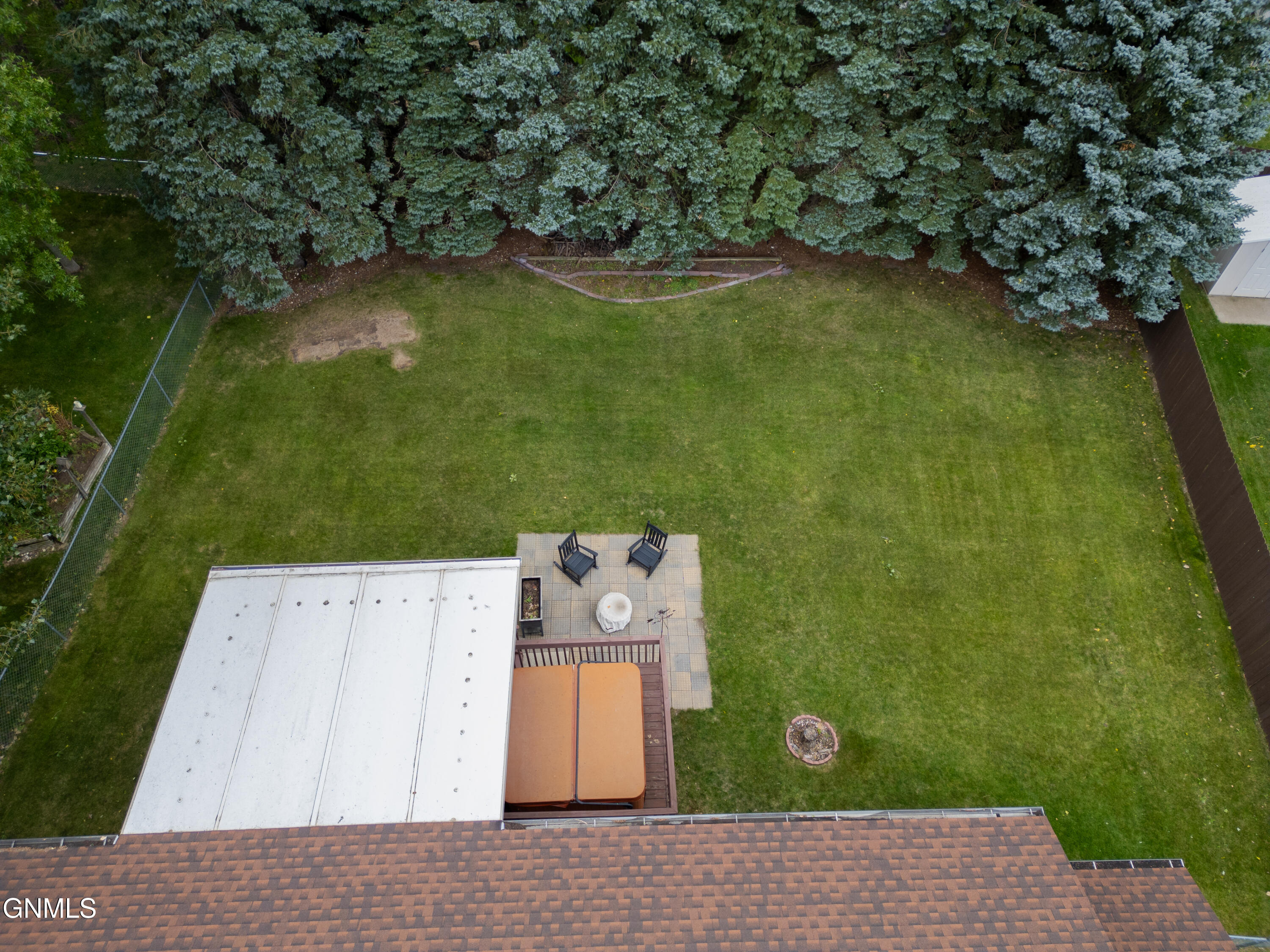 main property photo 79