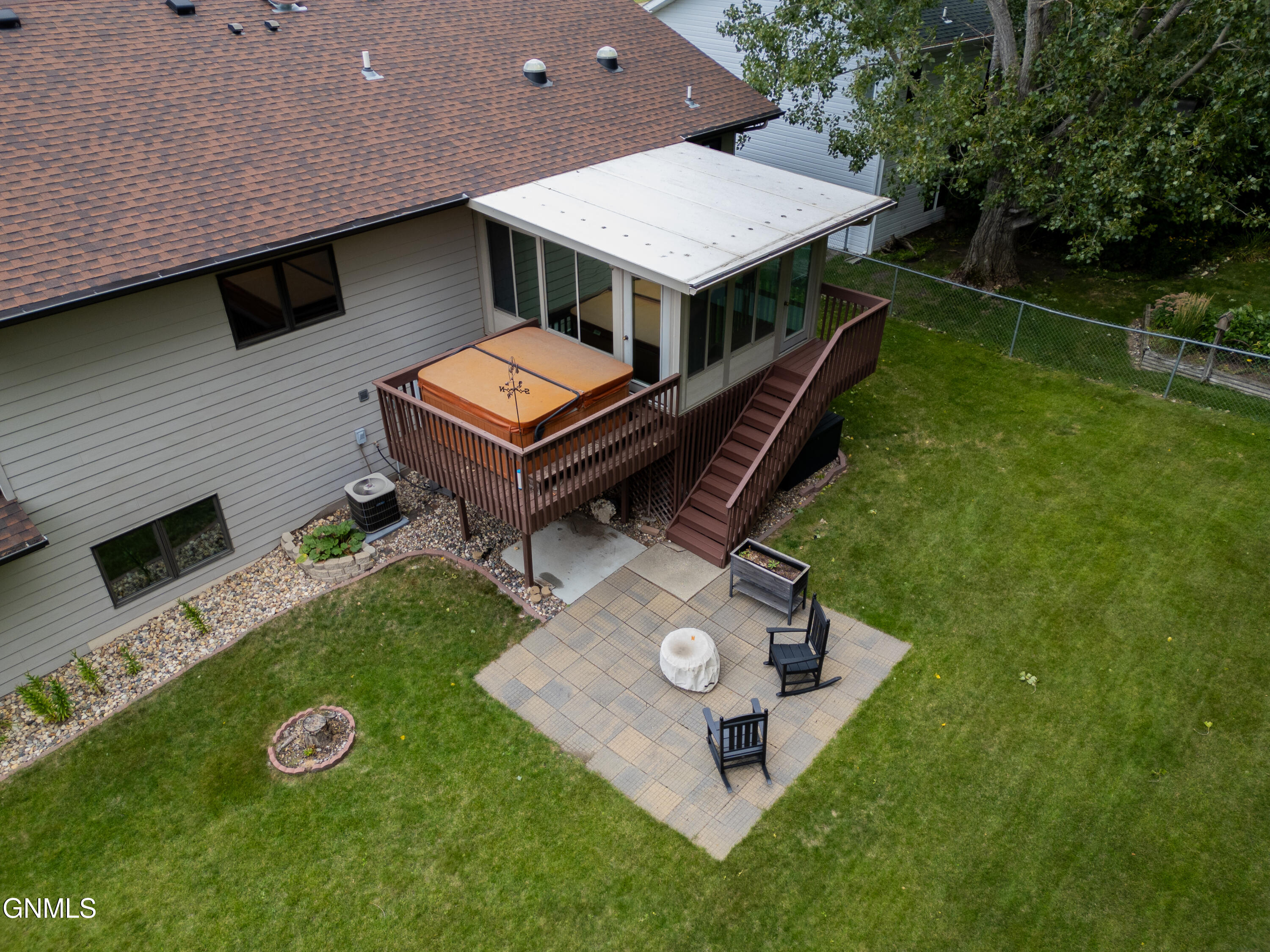 main property photo 82