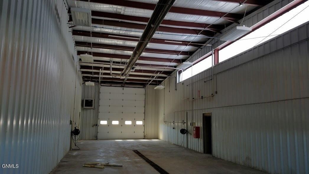 main property photo 22