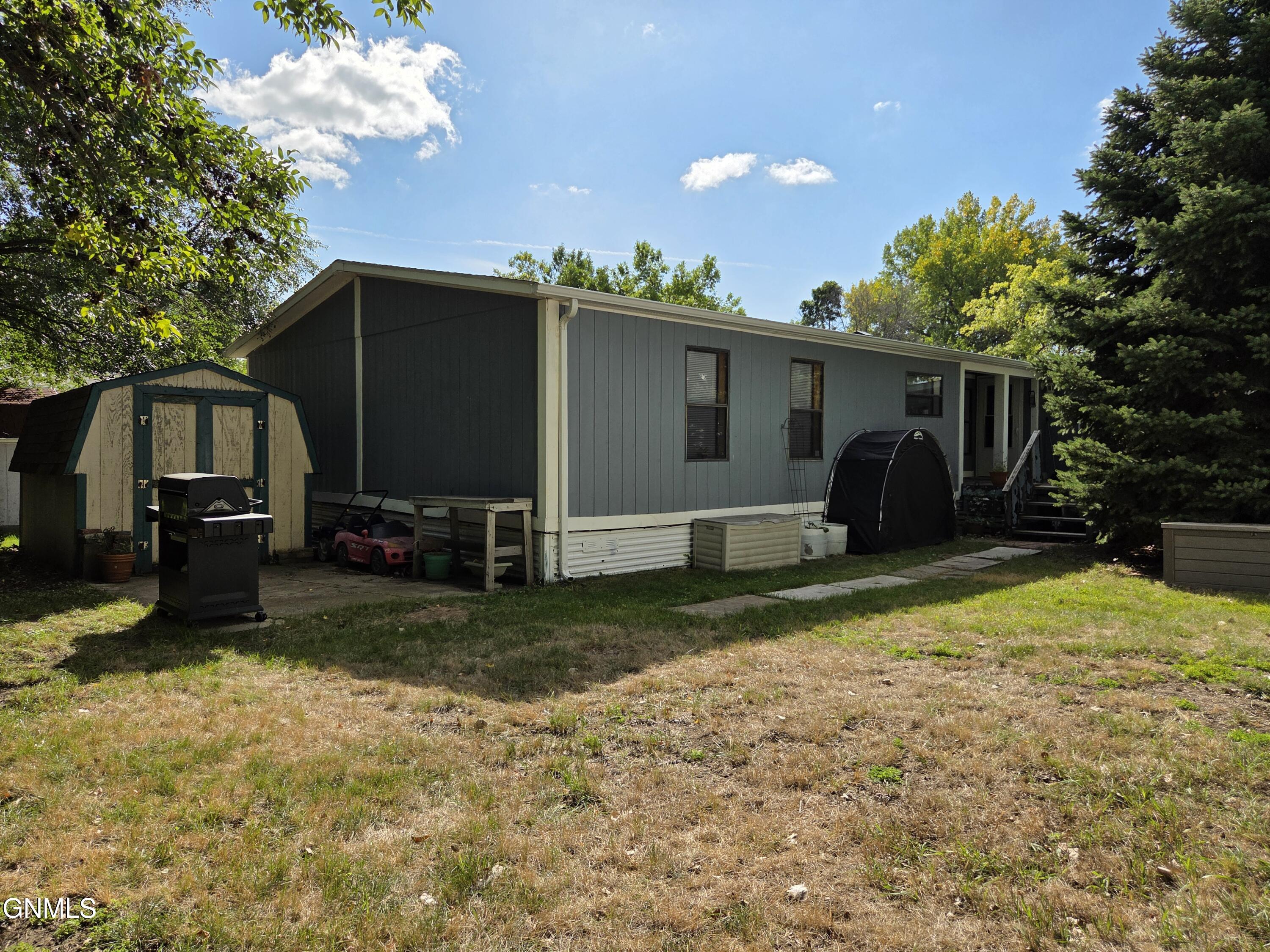 main property photo 4