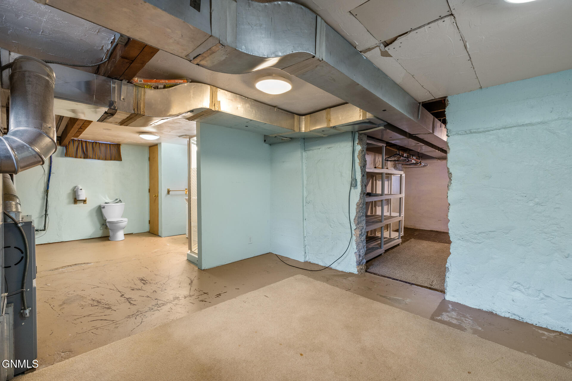 main property photo 18
