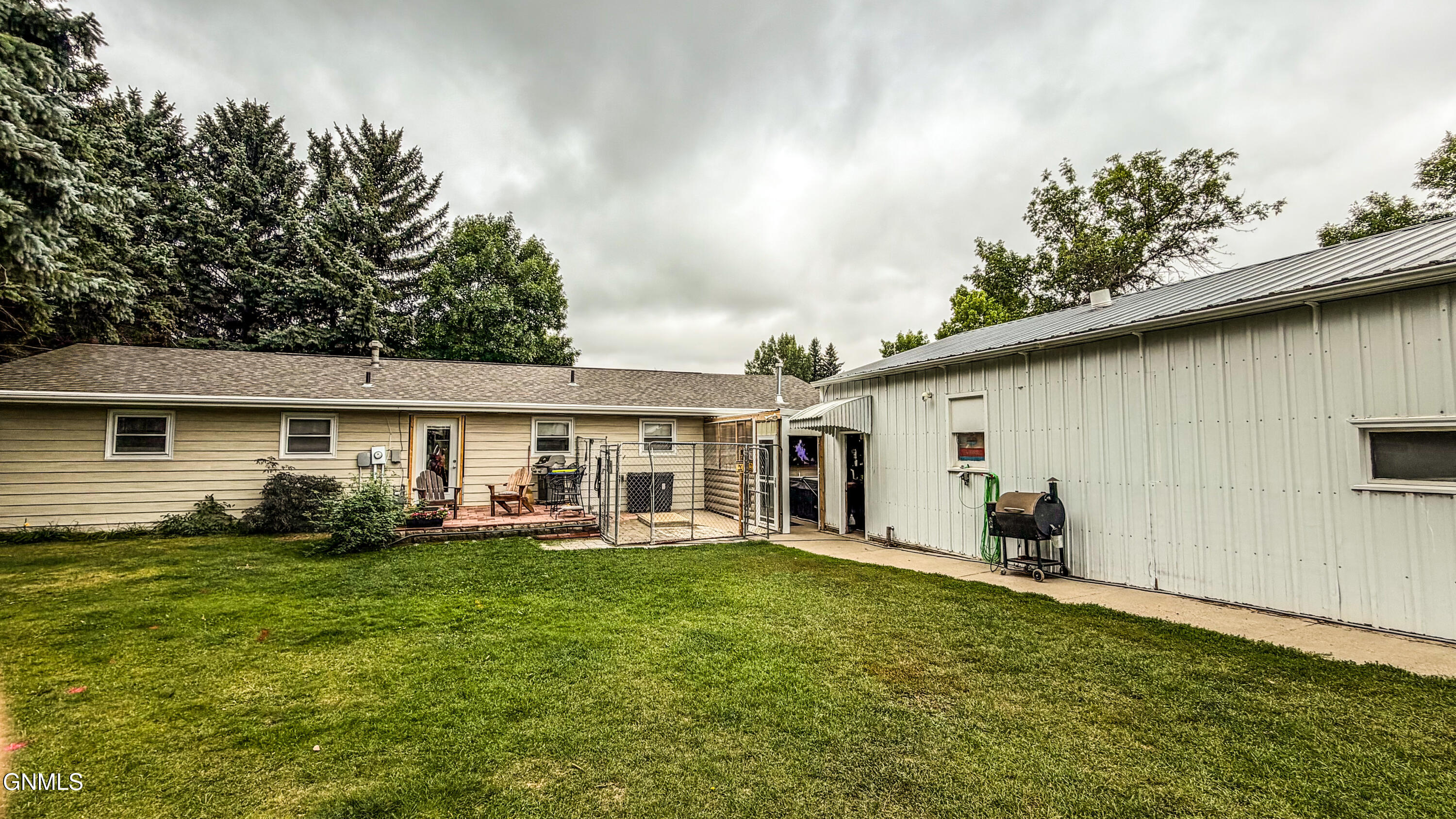 main property photo 48