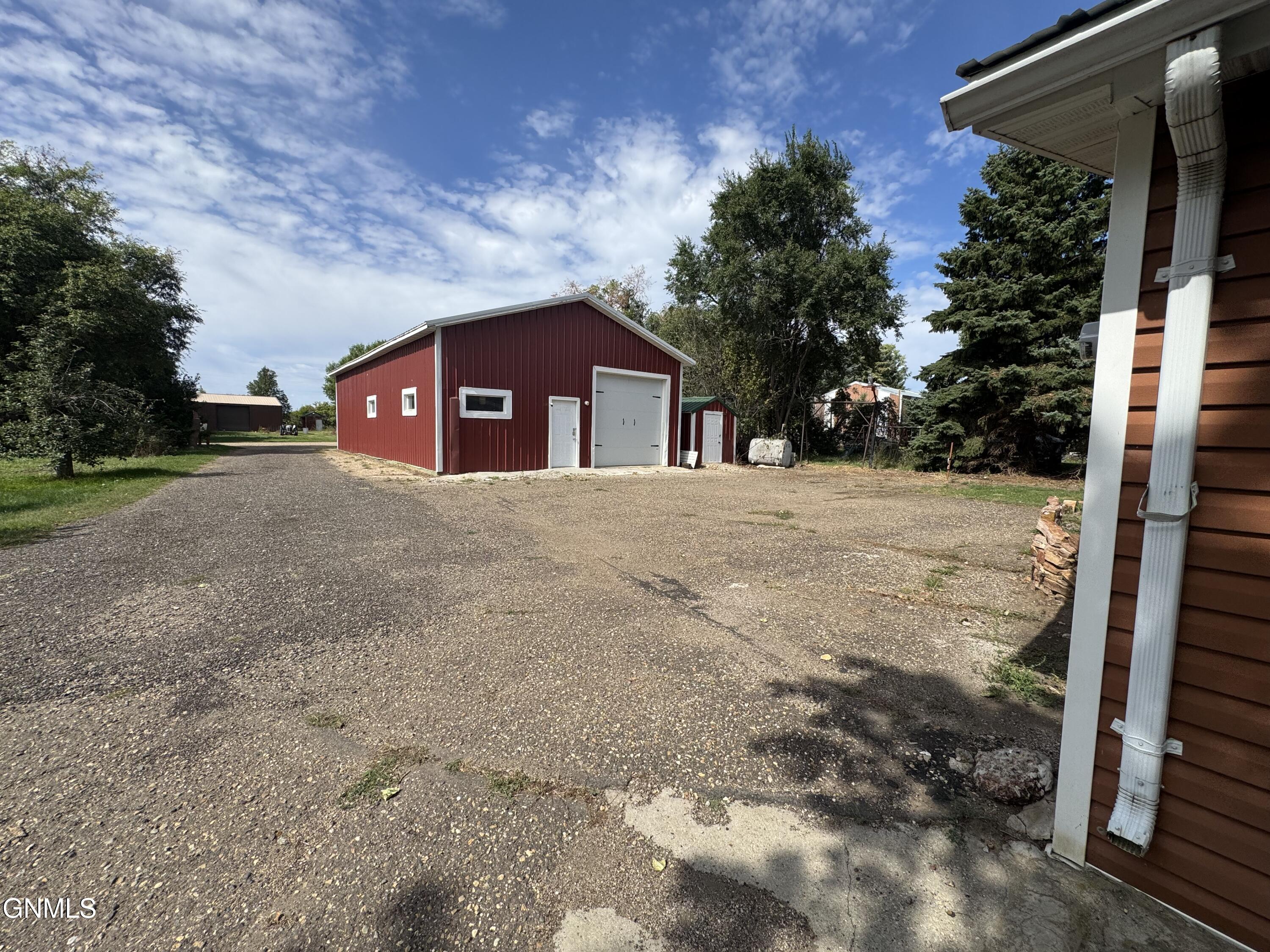 main property photo 52