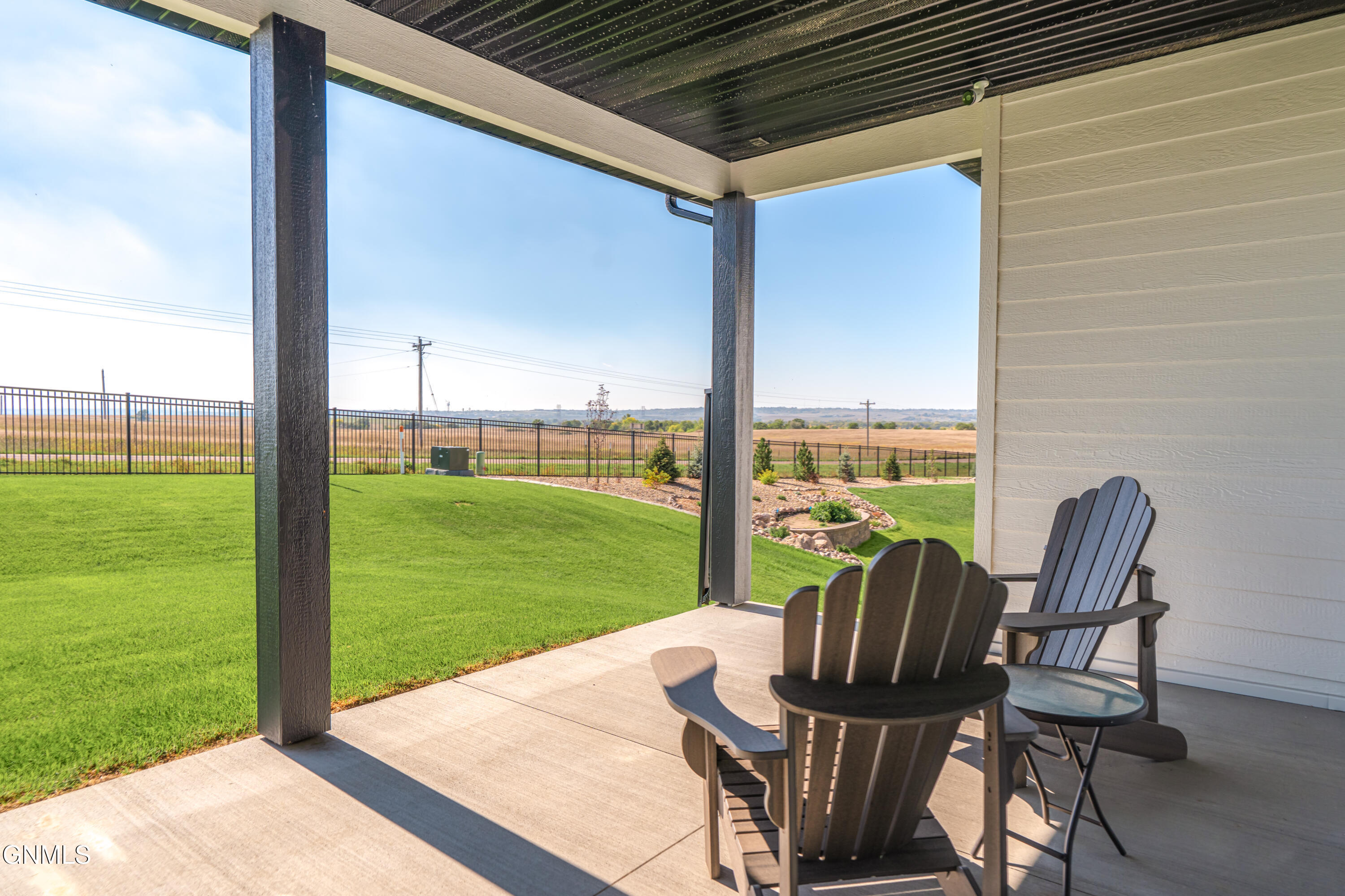 main property photo 76